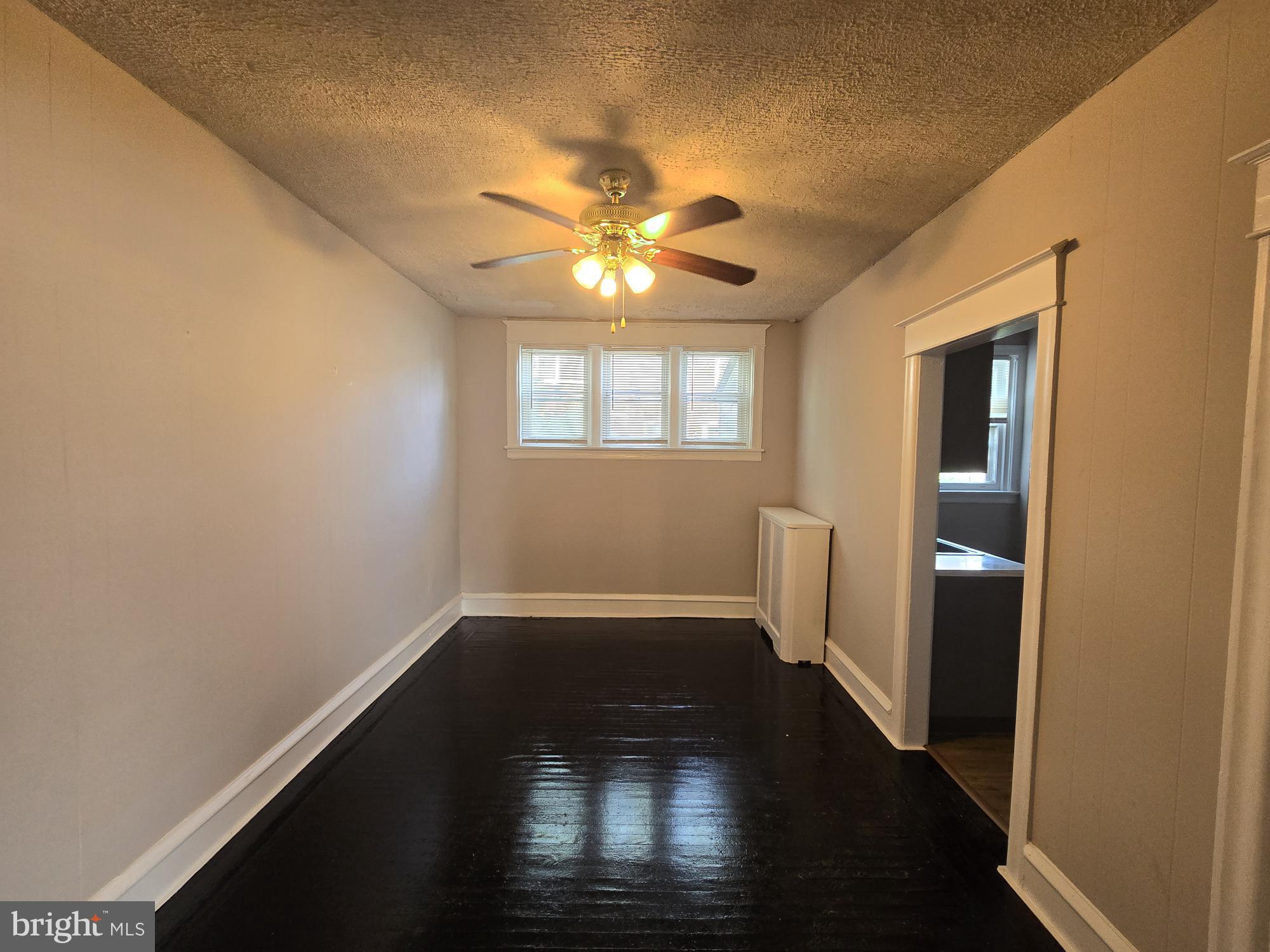 EAST OAK LANE - Residential Lease