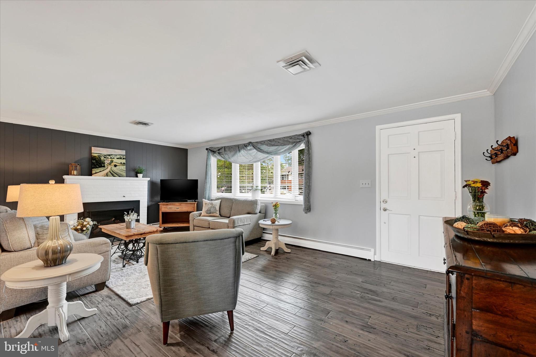 2112 SUBURBAN GREENS