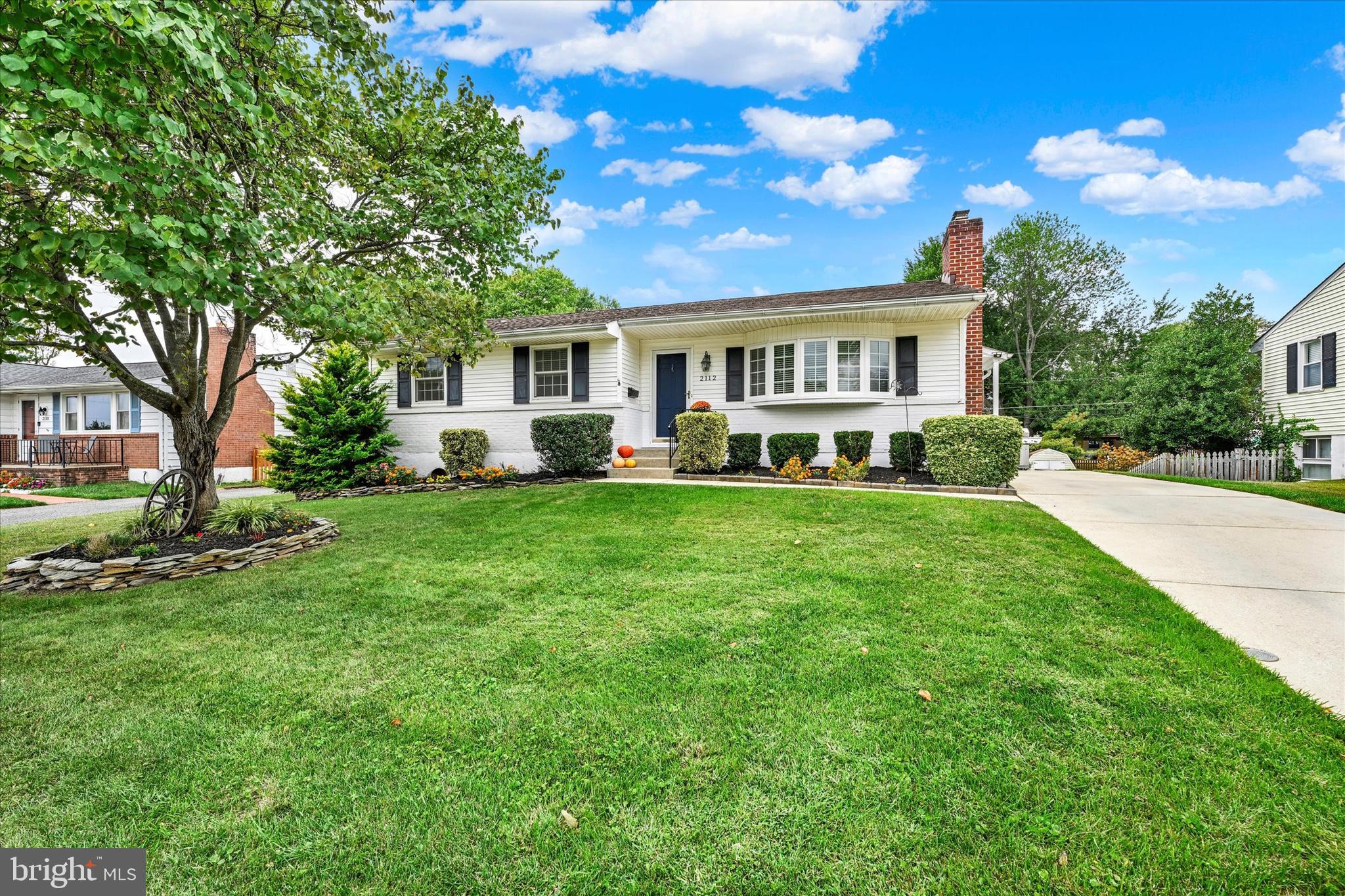 2112 SUBURBAN GREENS