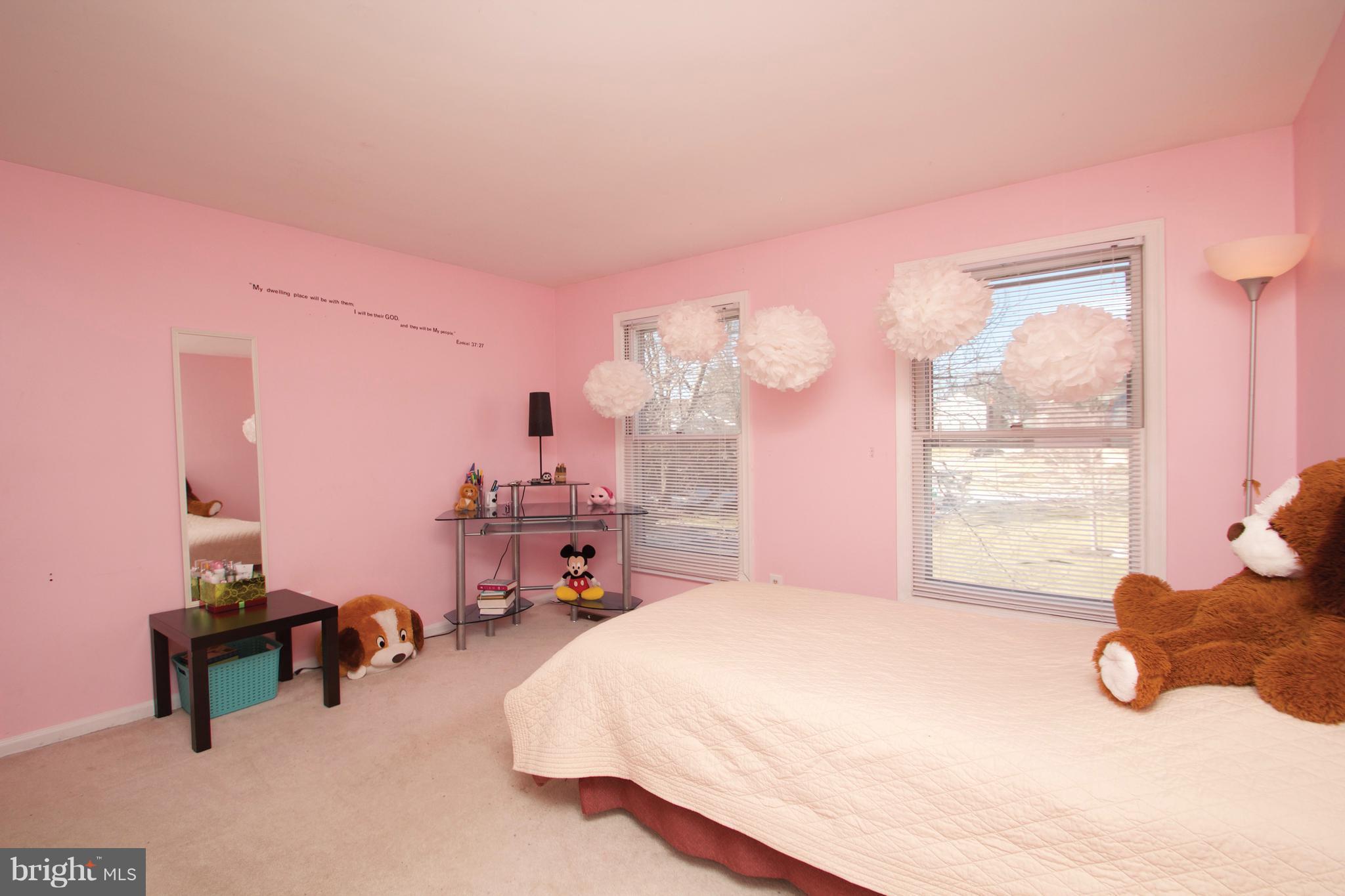 MILL CREEK SOUTH - Residential