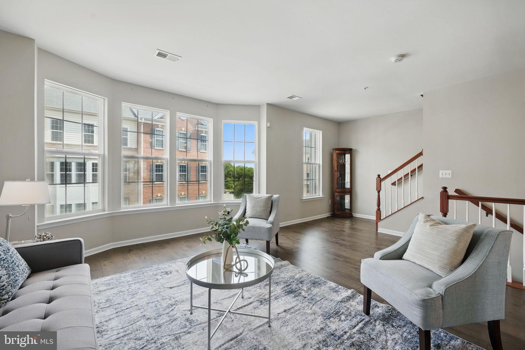 RESIDENCES AT DULLES PRK - Residential