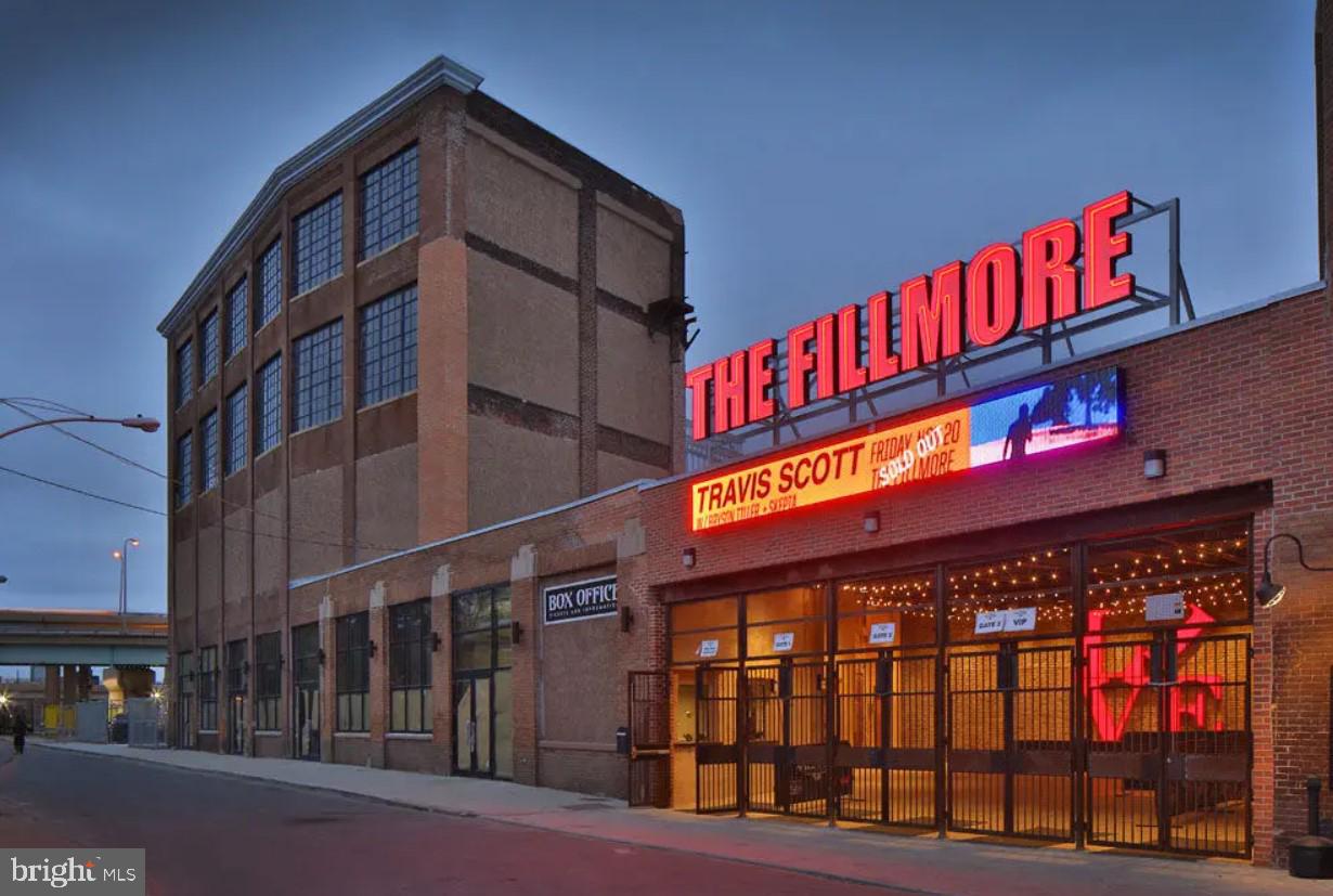 FISHTOWN - Residential Lease