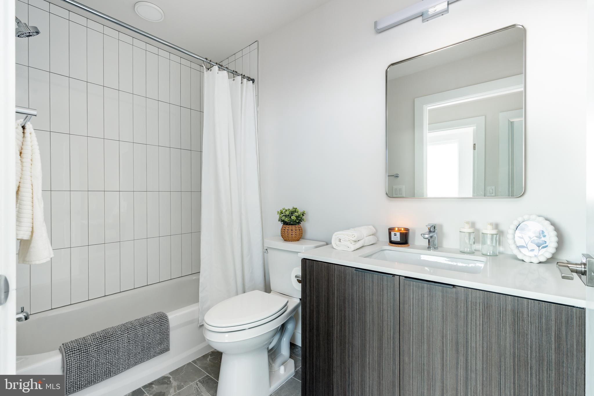 FISHTOWN - Residential Lease