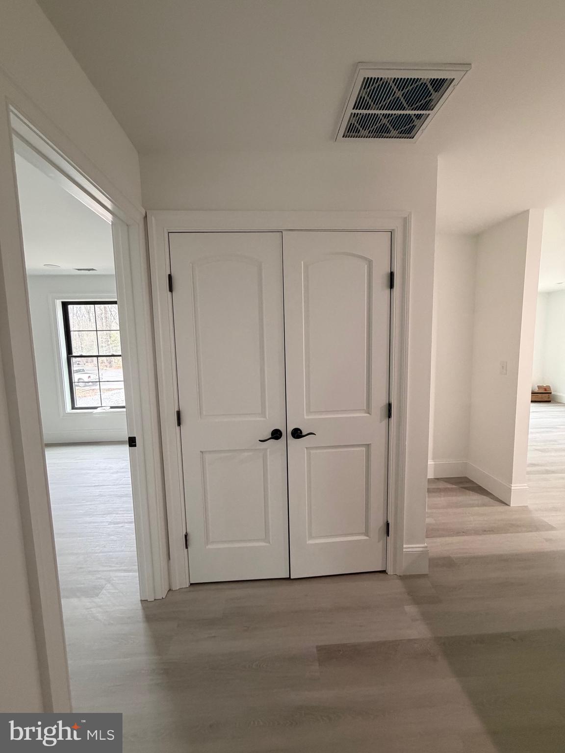 BAY OAKS - Residential