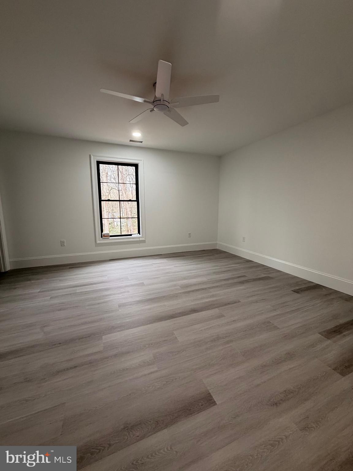 BAY OAKS - Residential