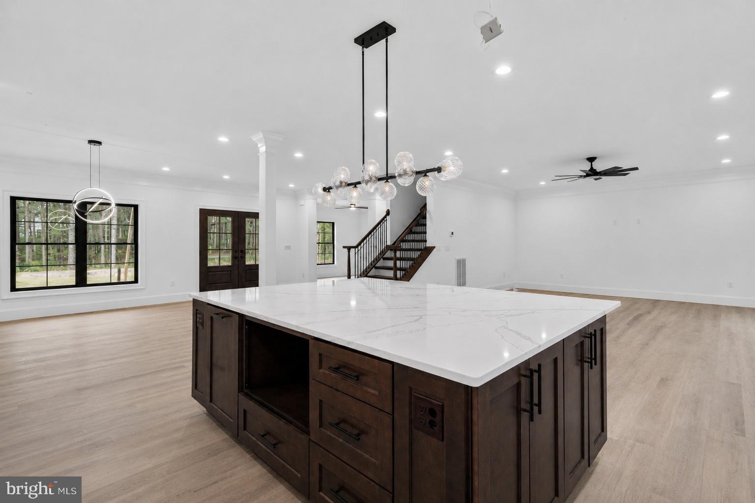 1006 HERON COURT