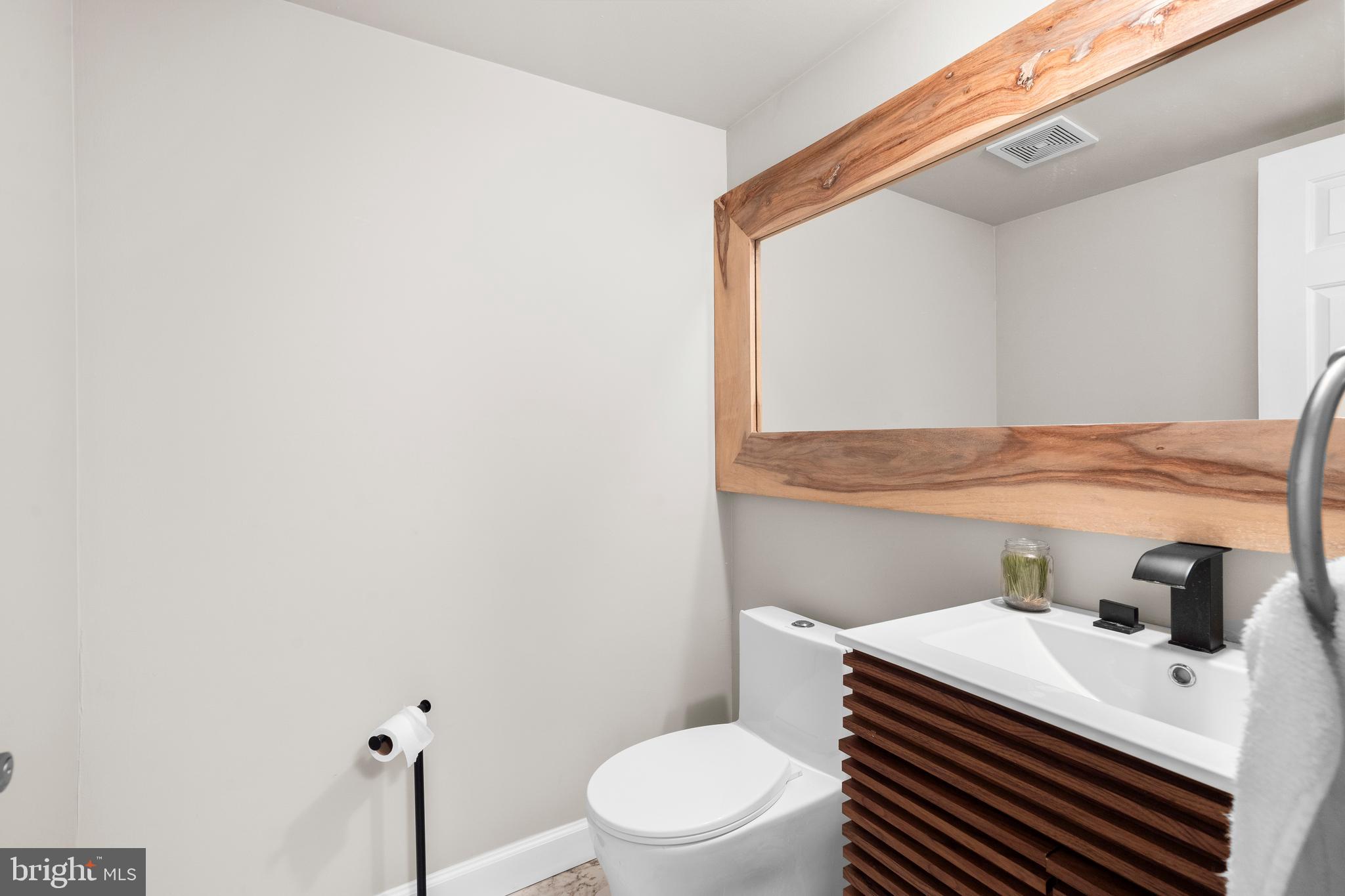 100 ACRE WOODS - Residential