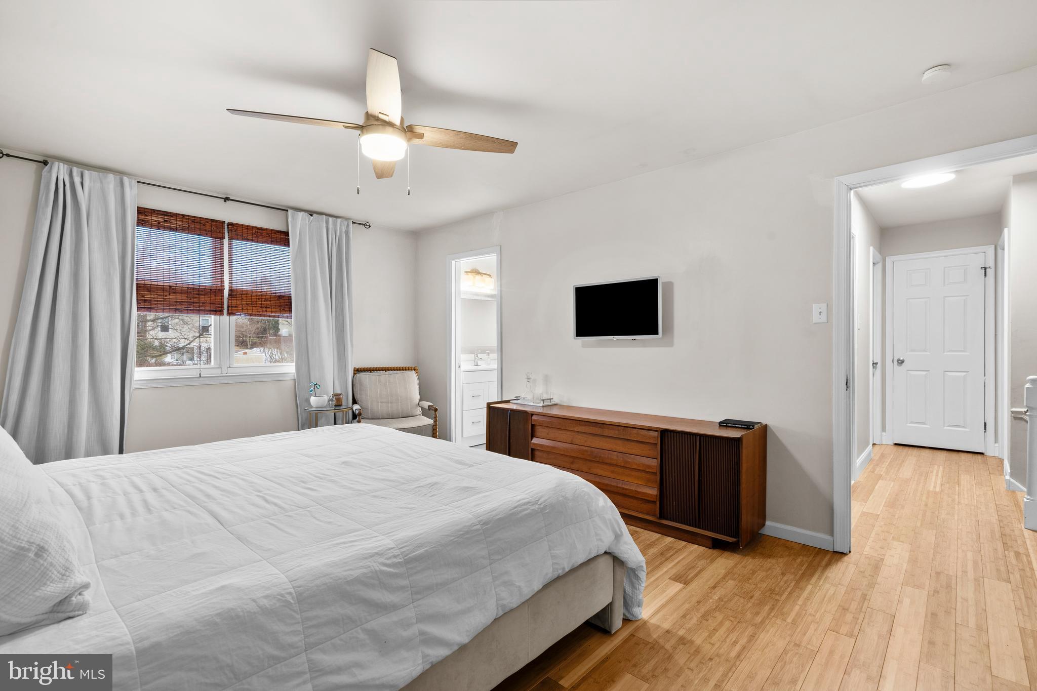 100 ACRE WOODS - Residential