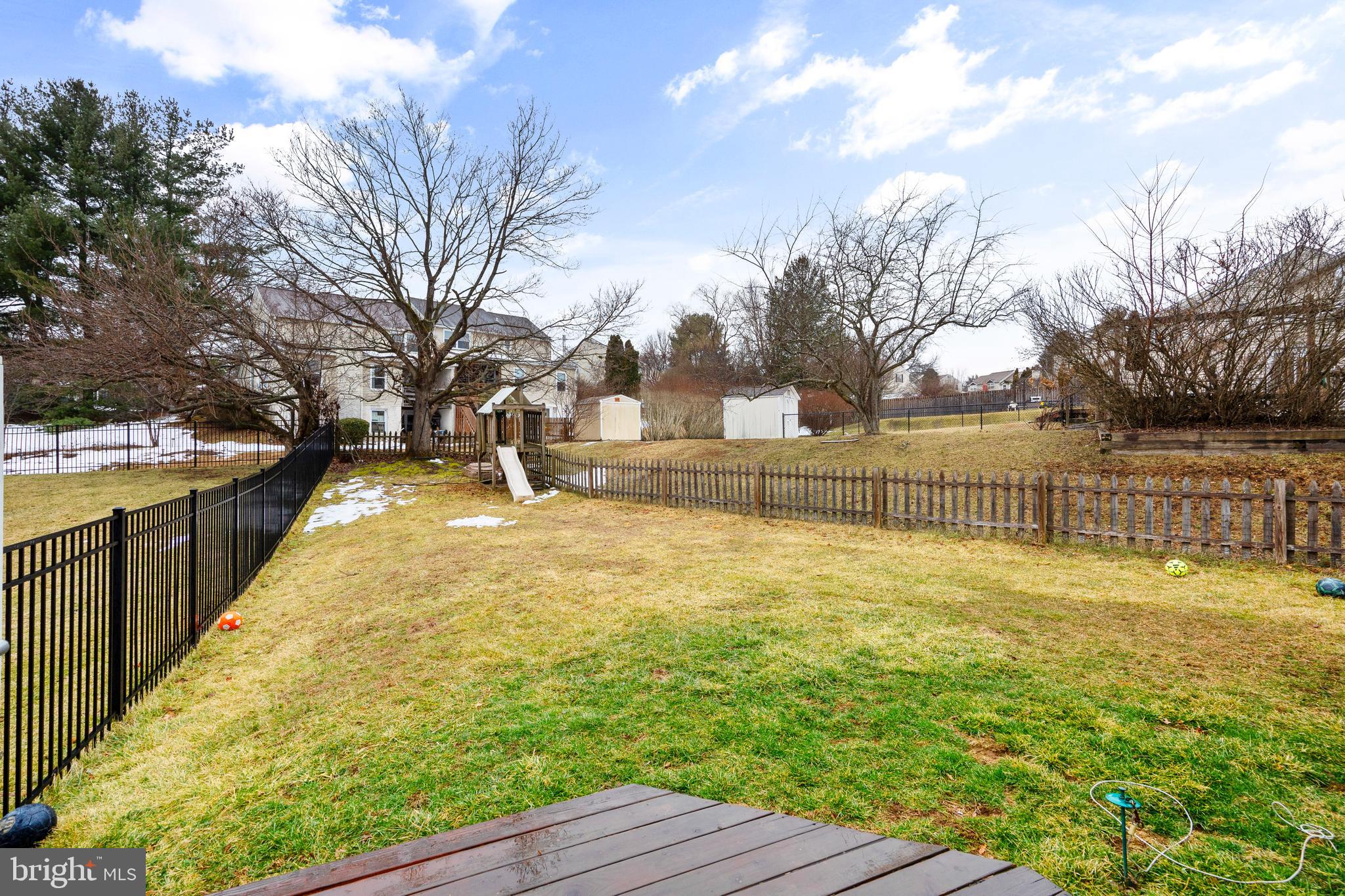 100 ACRE WOODS - Residential