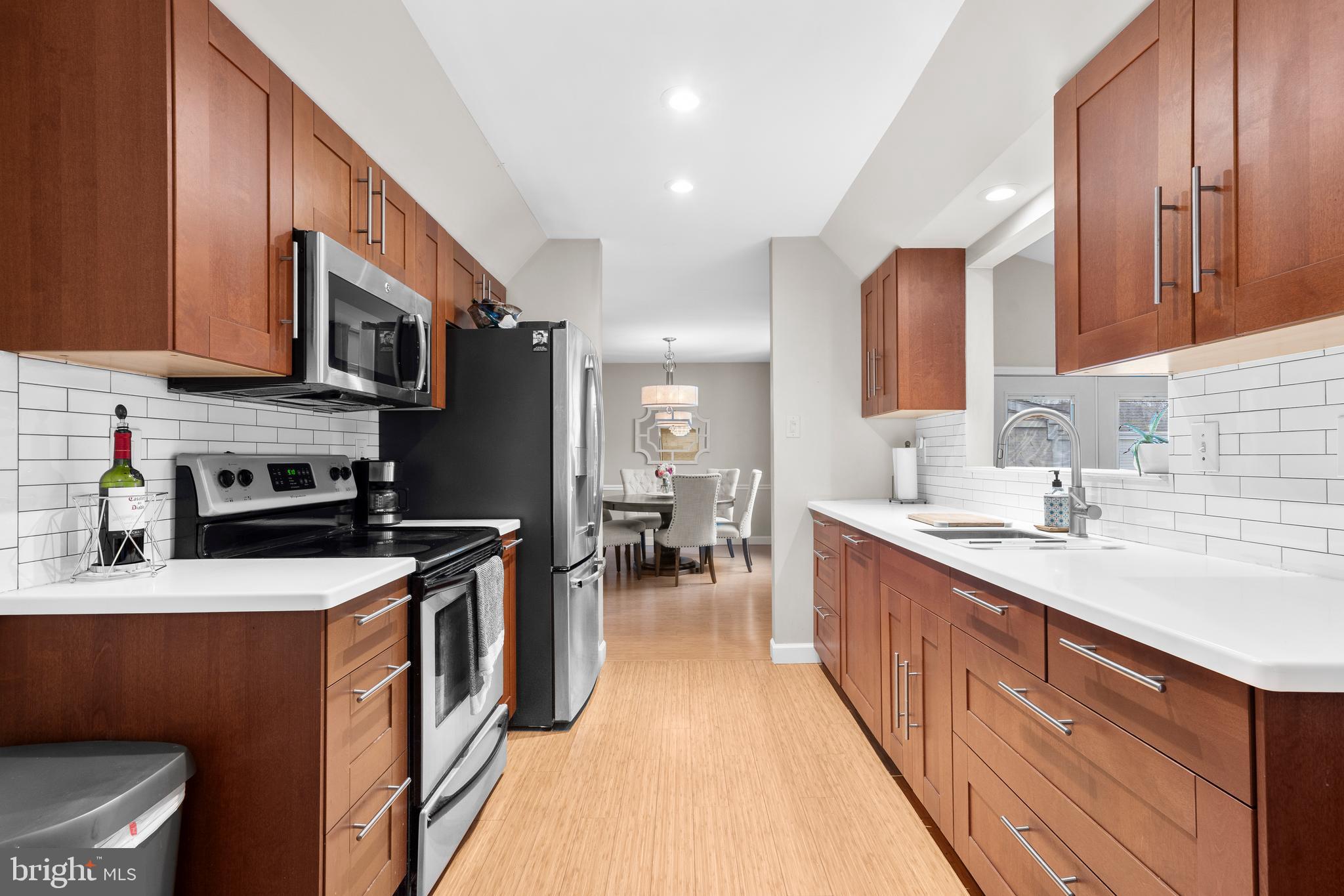 100 ACRE WOODS - Residential