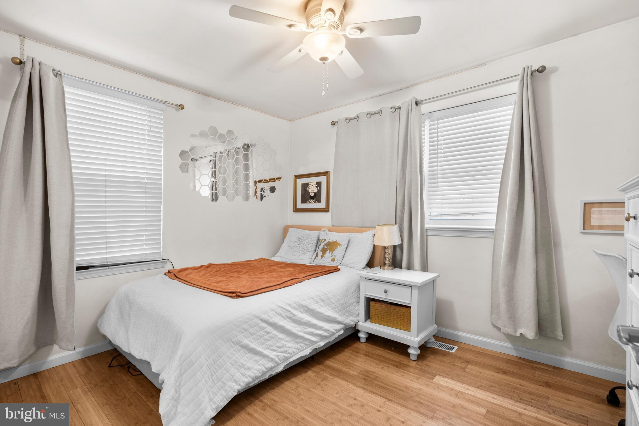 100 ACRE WOODS - Residential