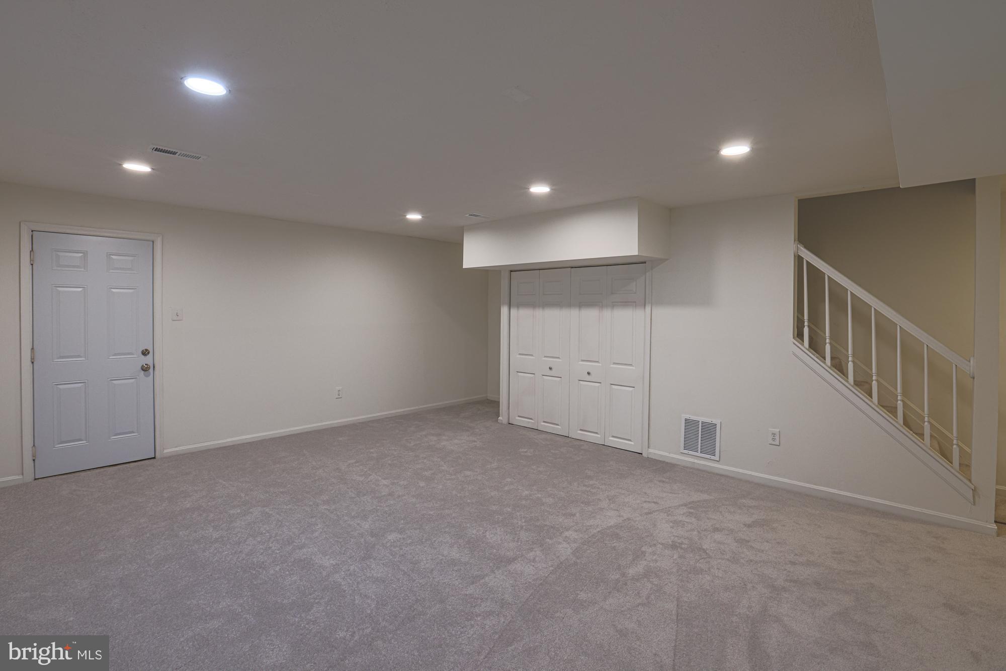 RIDGELYS CHOICE - Residential