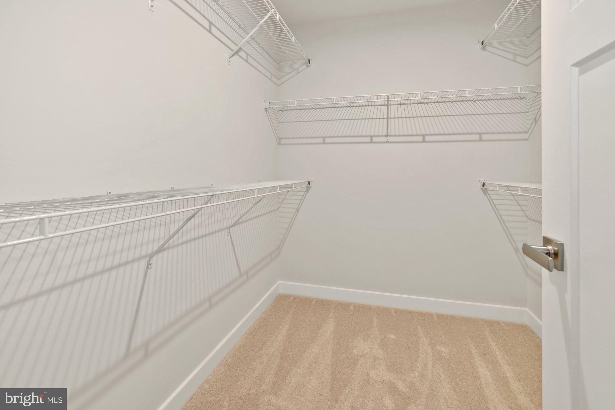 LAKE LINGANORE - Residential Lease