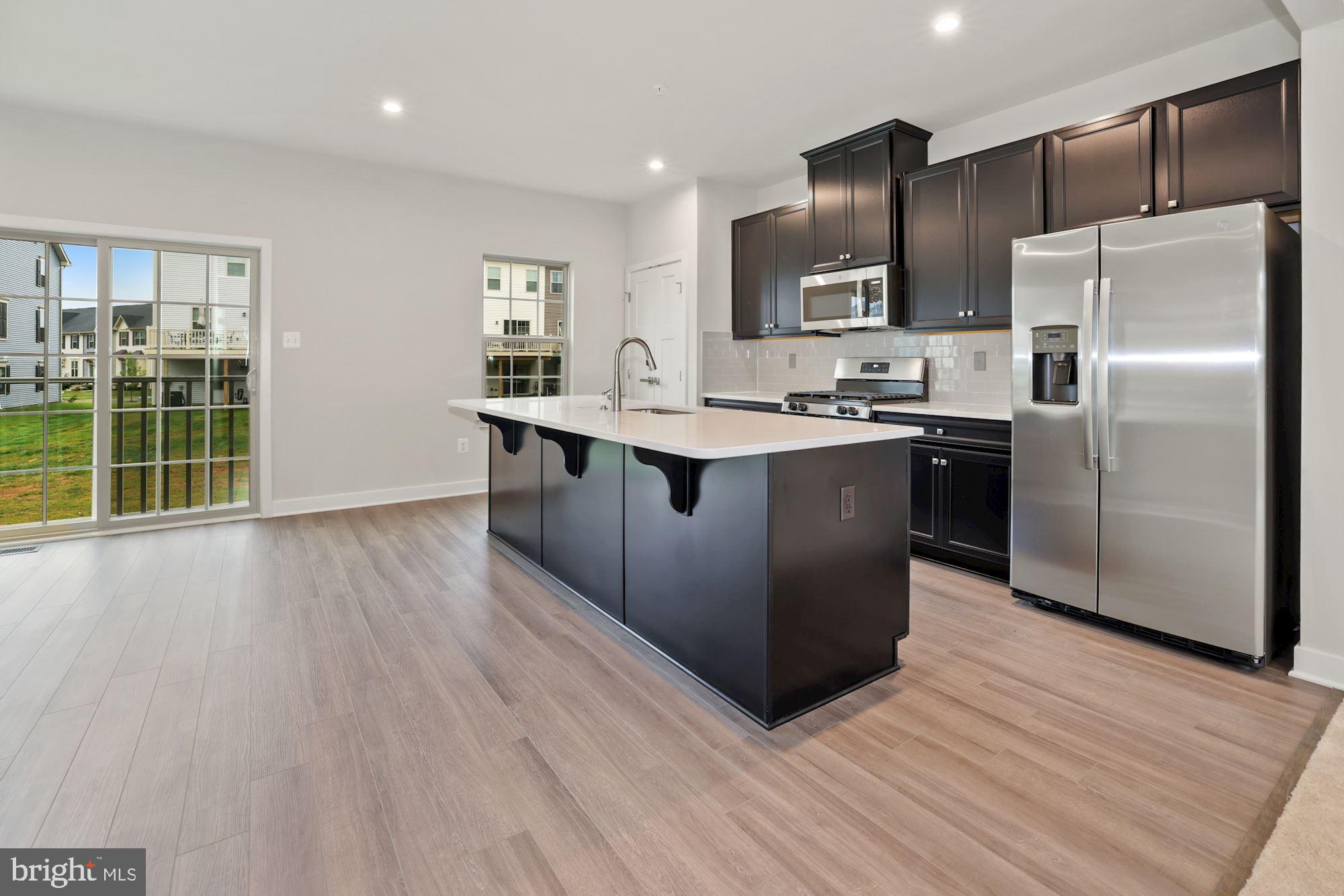 LAKE LINGANORE - Residential Lease