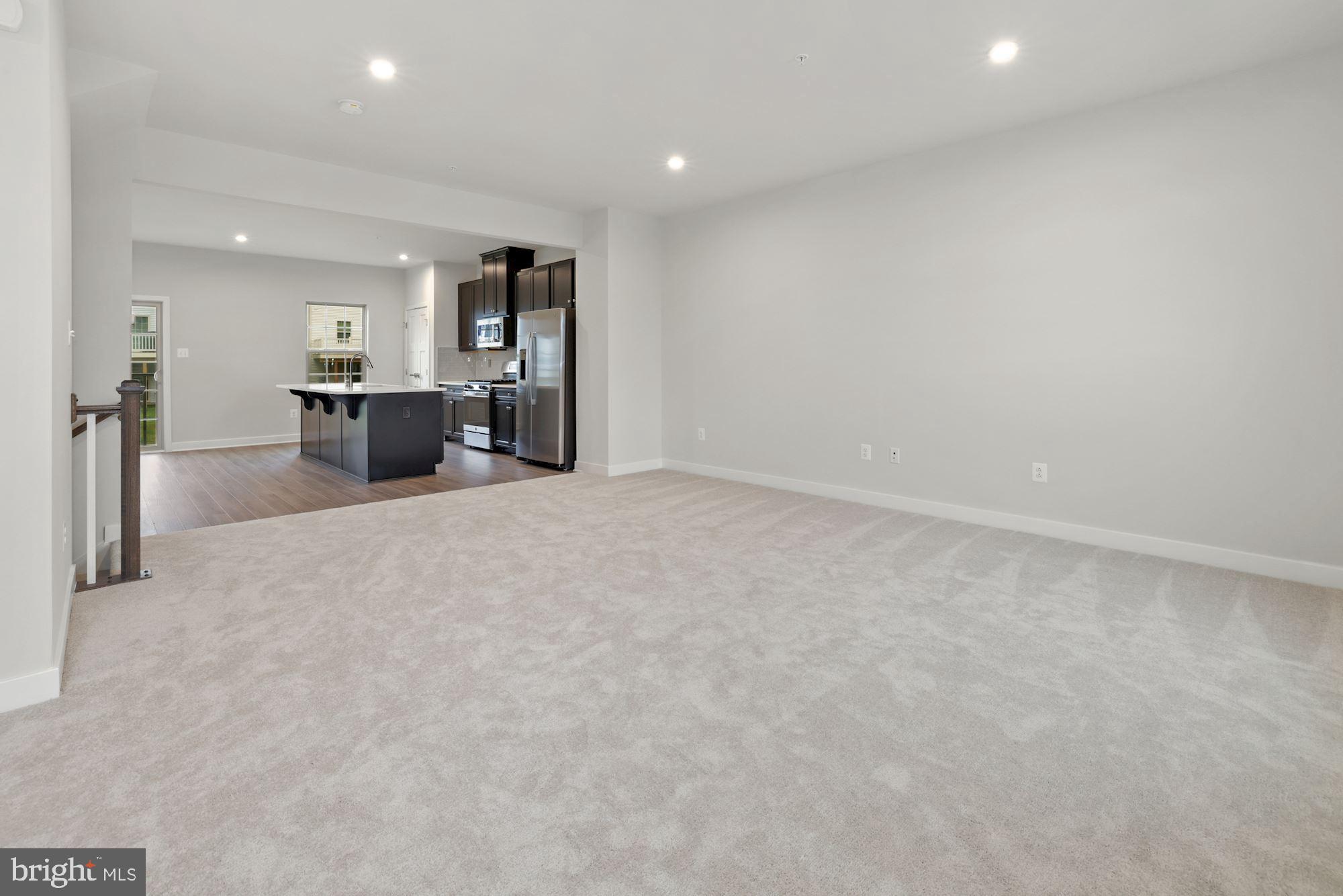 LAKE LINGANORE - Residential Lease