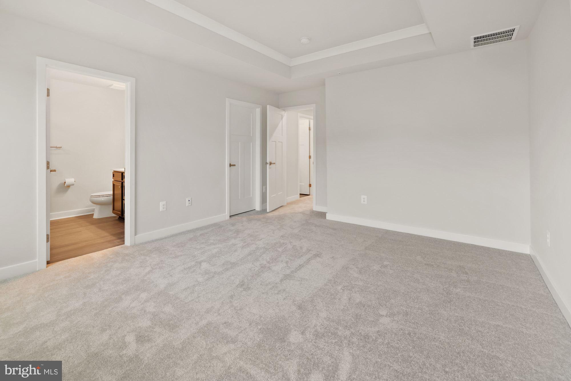 LAKE LINGANORE - Residential Lease