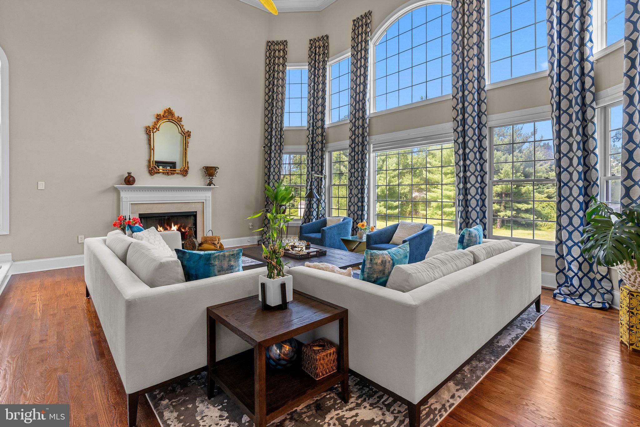 ESTS AT DARK HOLLOW - Residential