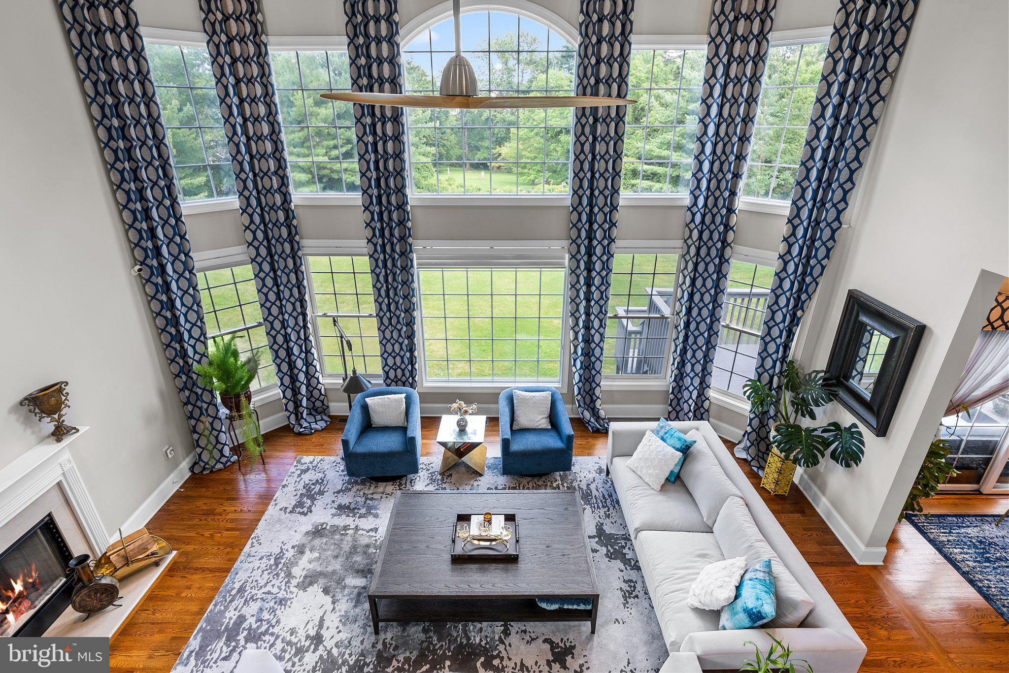 ESTS AT DARK HOLLOW - Residential