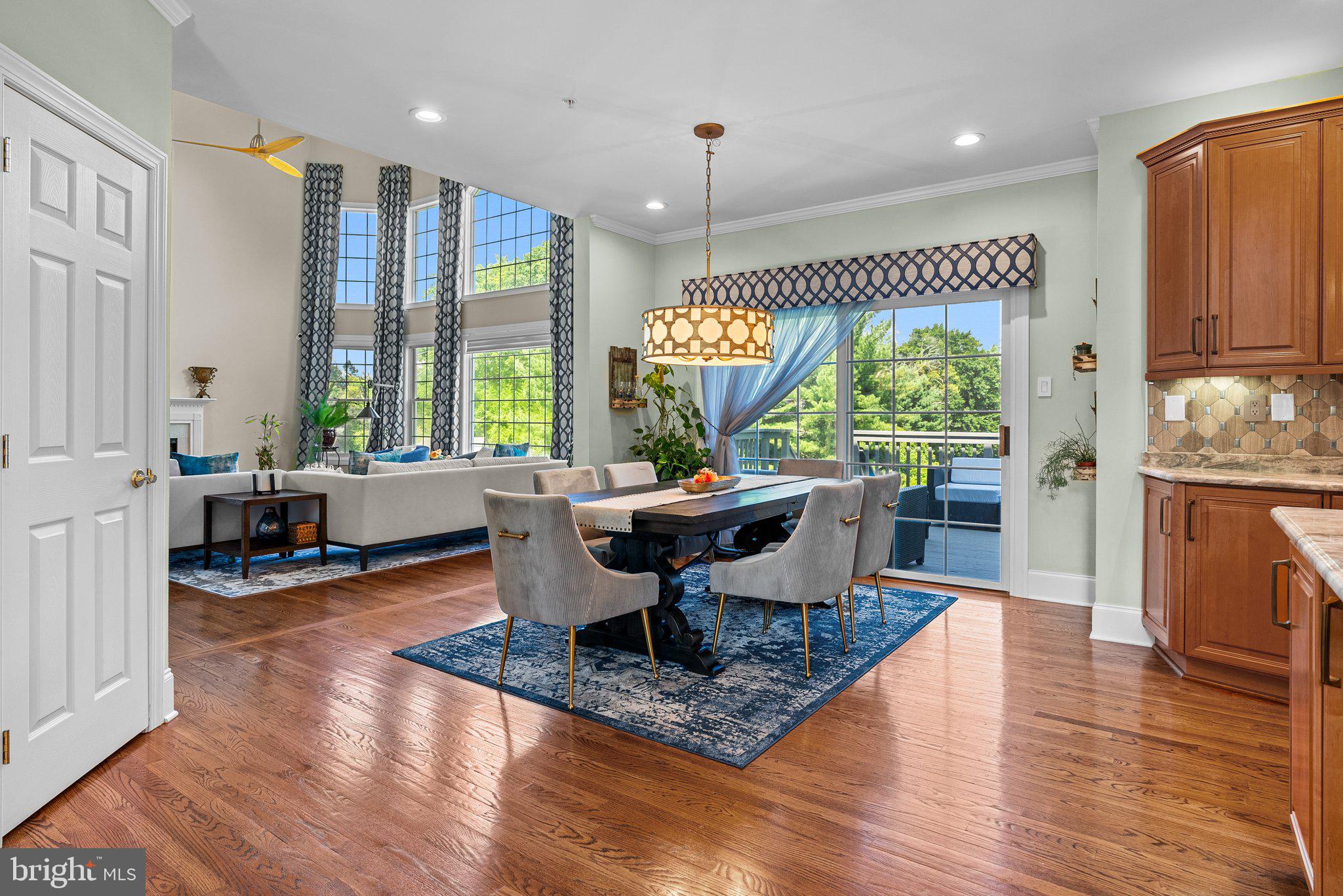 ESTS AT DARK HOLLOW - Residential