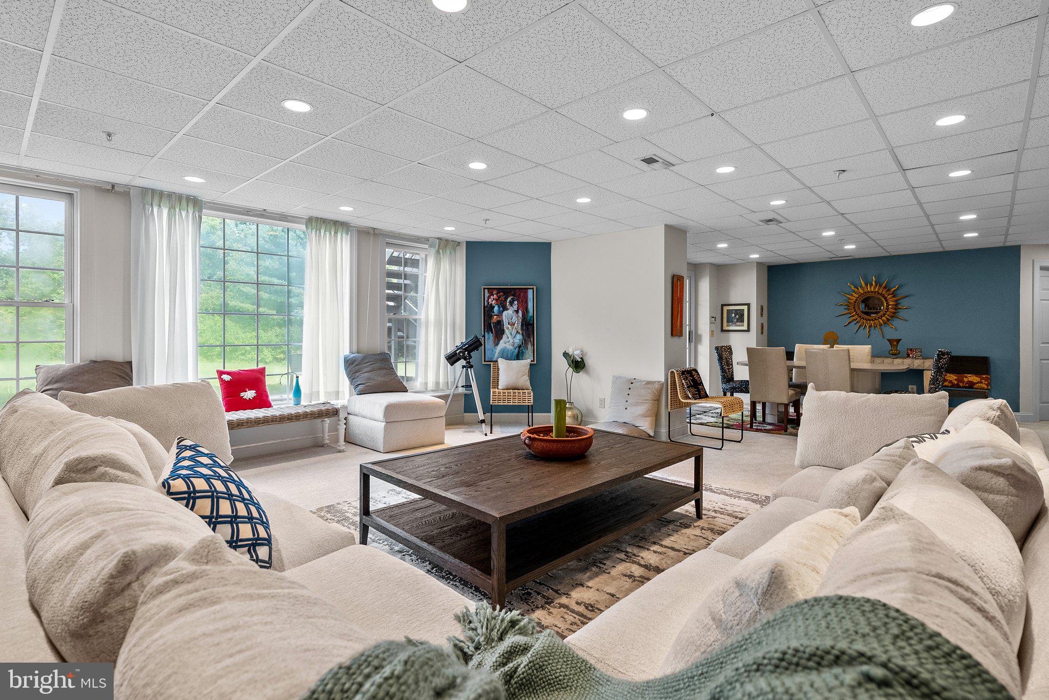 ESTS AT DARK HOLLOW - Residential