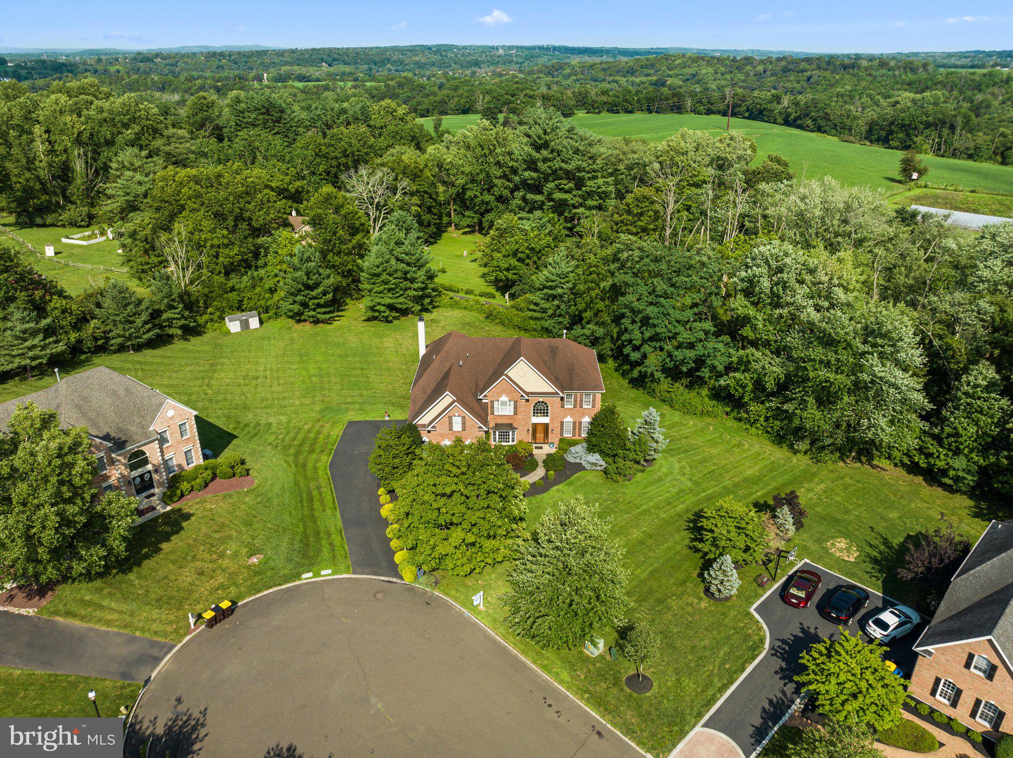 ESTS AT DARK HOLLOW - Residential