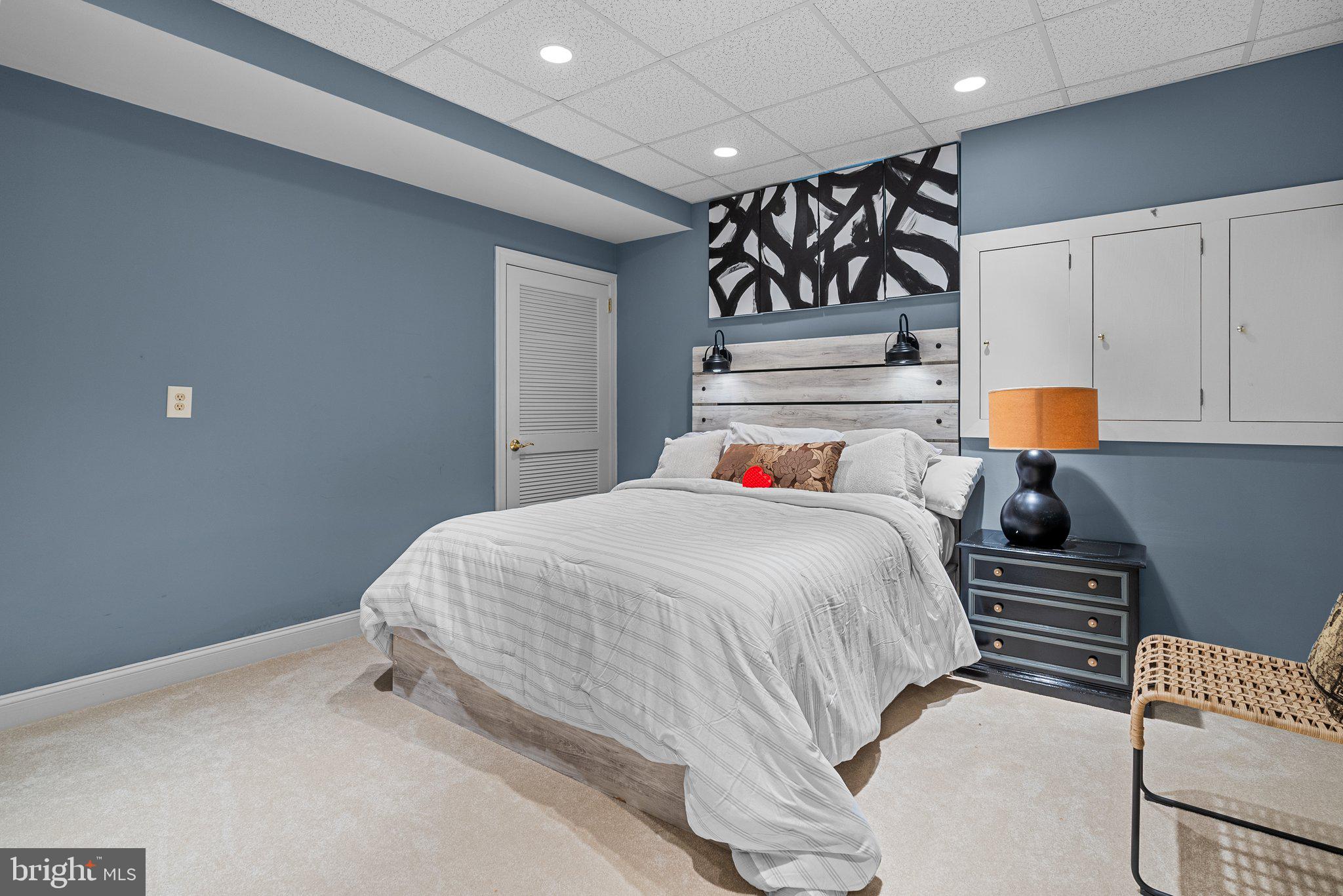 ESTS AT DARK HOLLOW - Residential