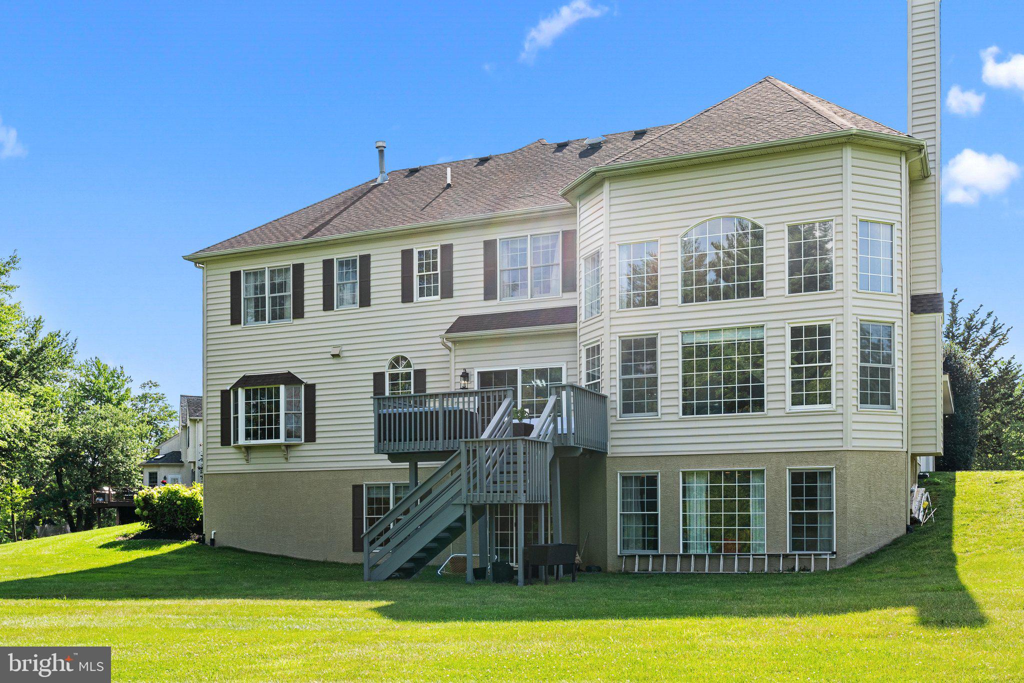 ESTS AT DARK HOLLOW - Residential