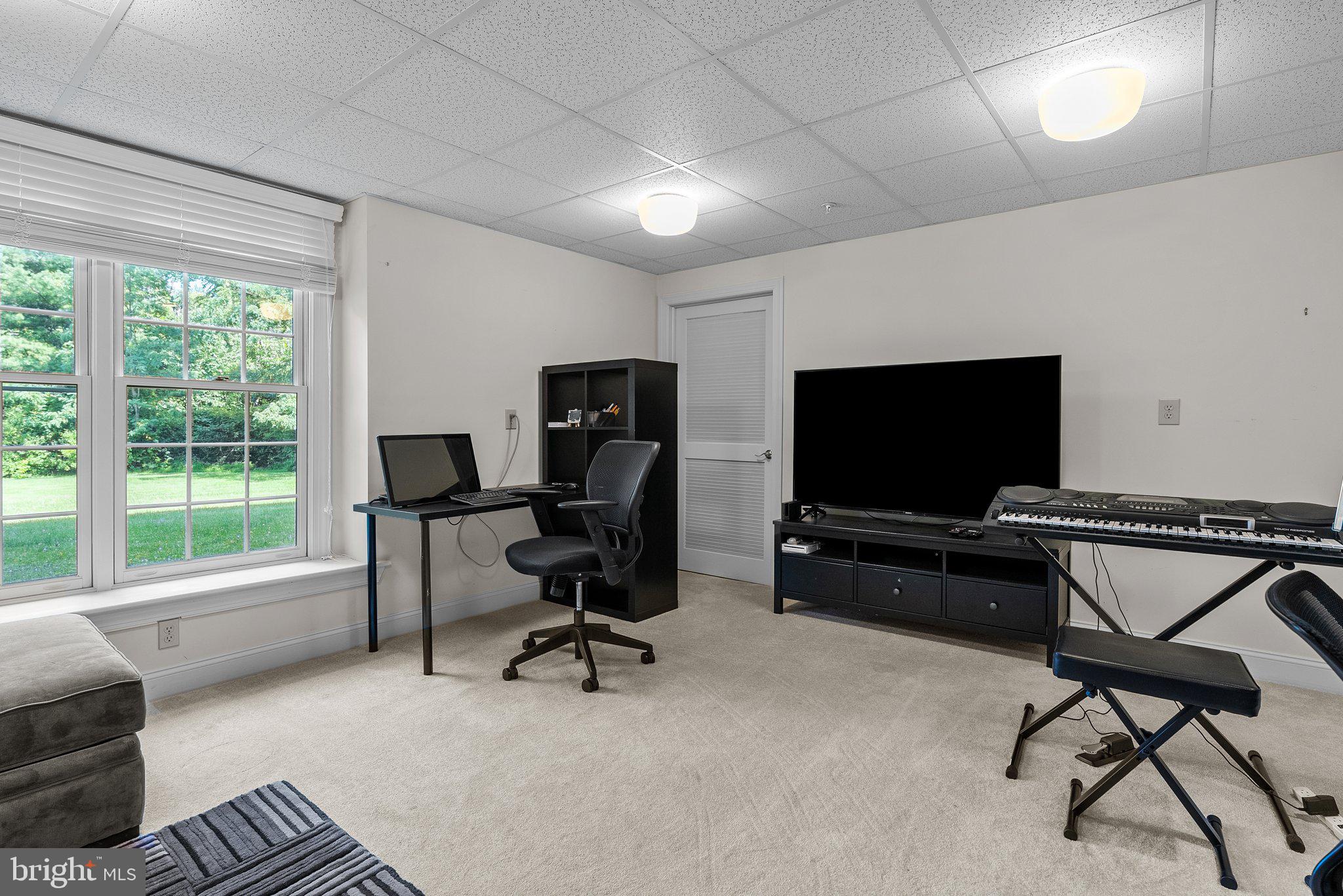 ESTS AT DARK HOLLOW - Residential