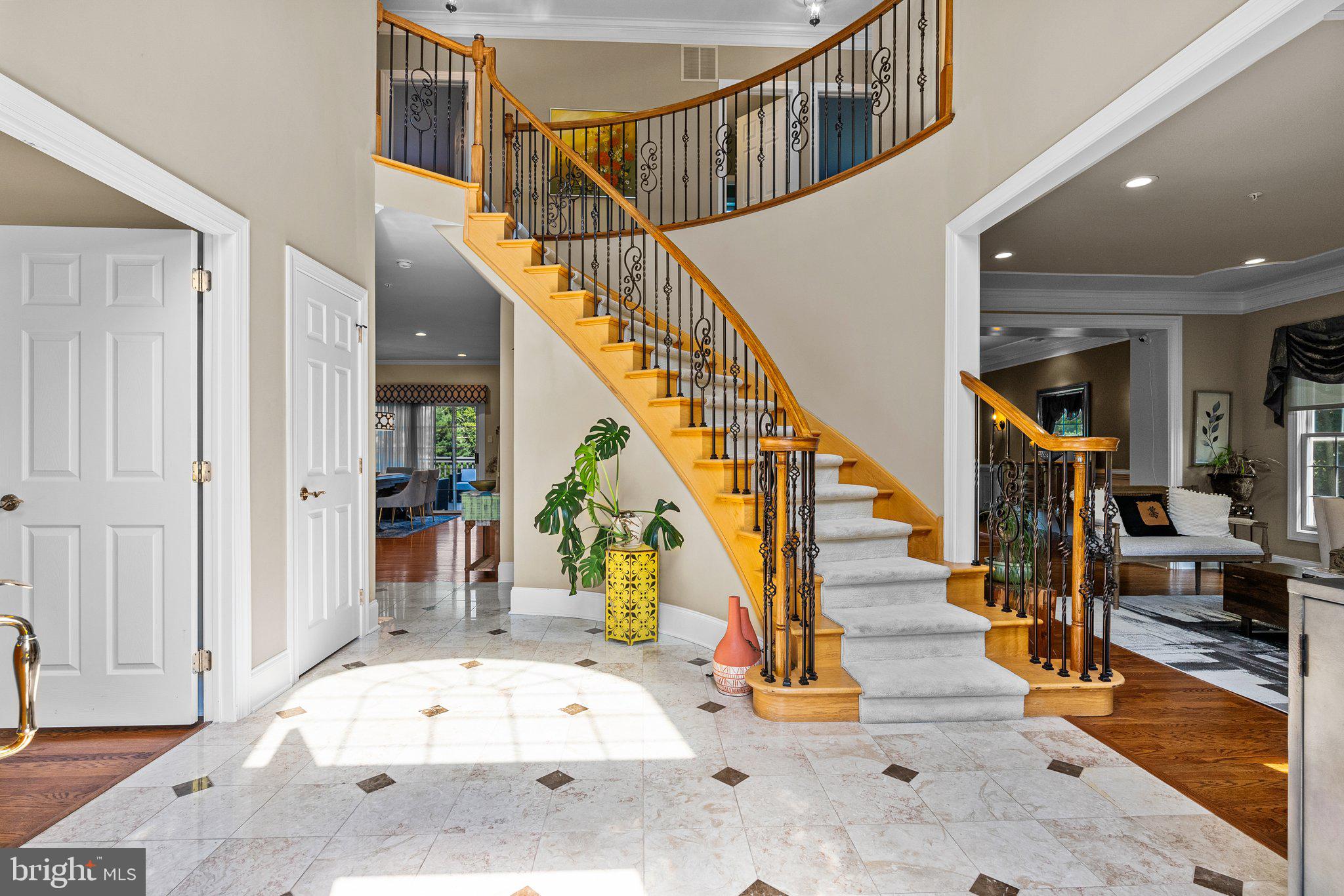 ESTS AT DARK HOLLOW - Residential