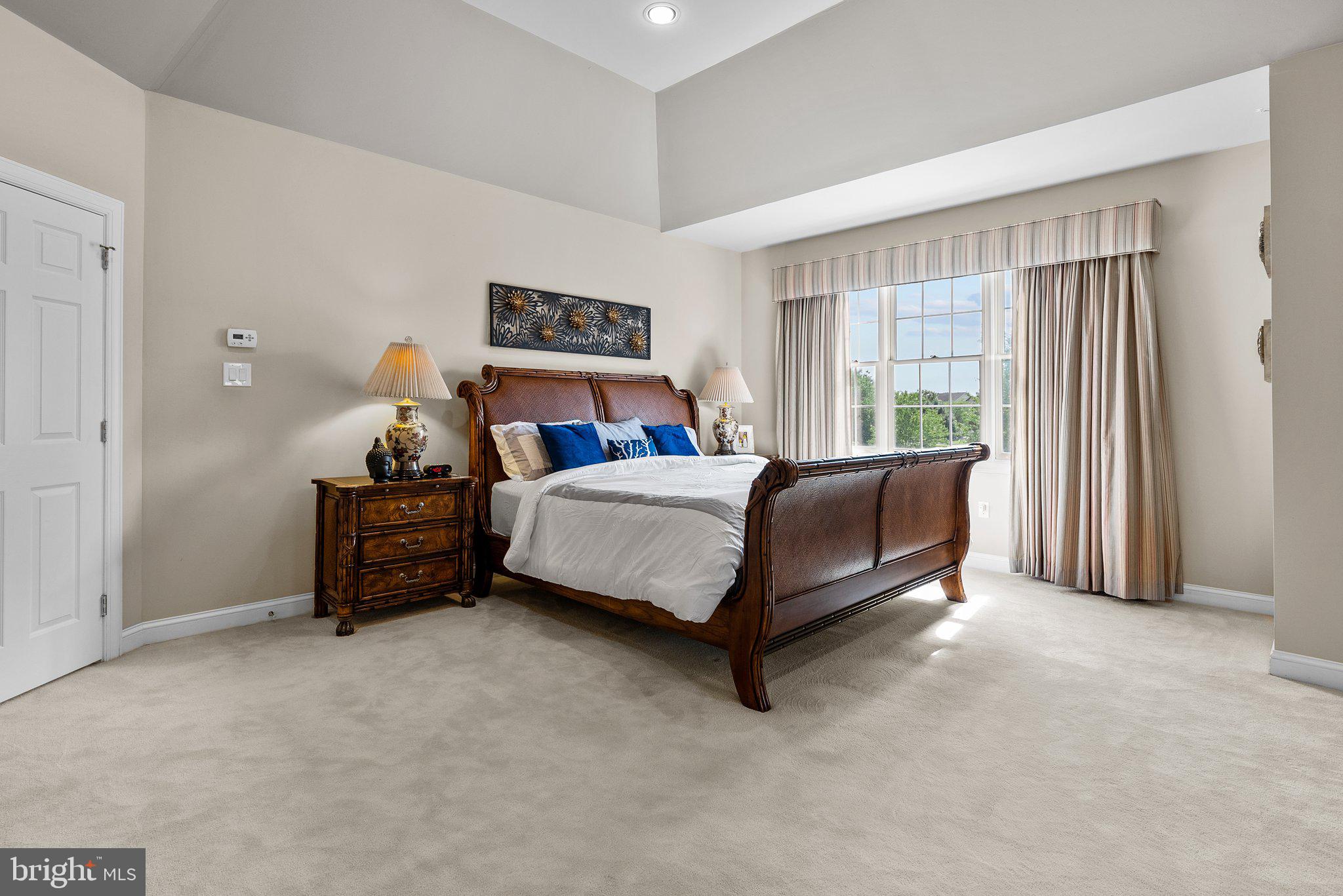 ESTS AT DARK HOLLOW - Residential