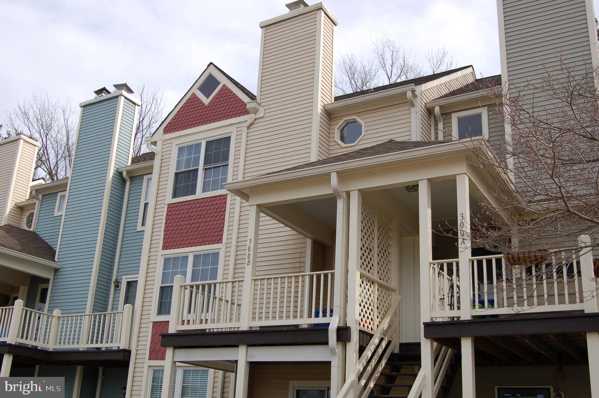 TIFFANY PLACE - Residential