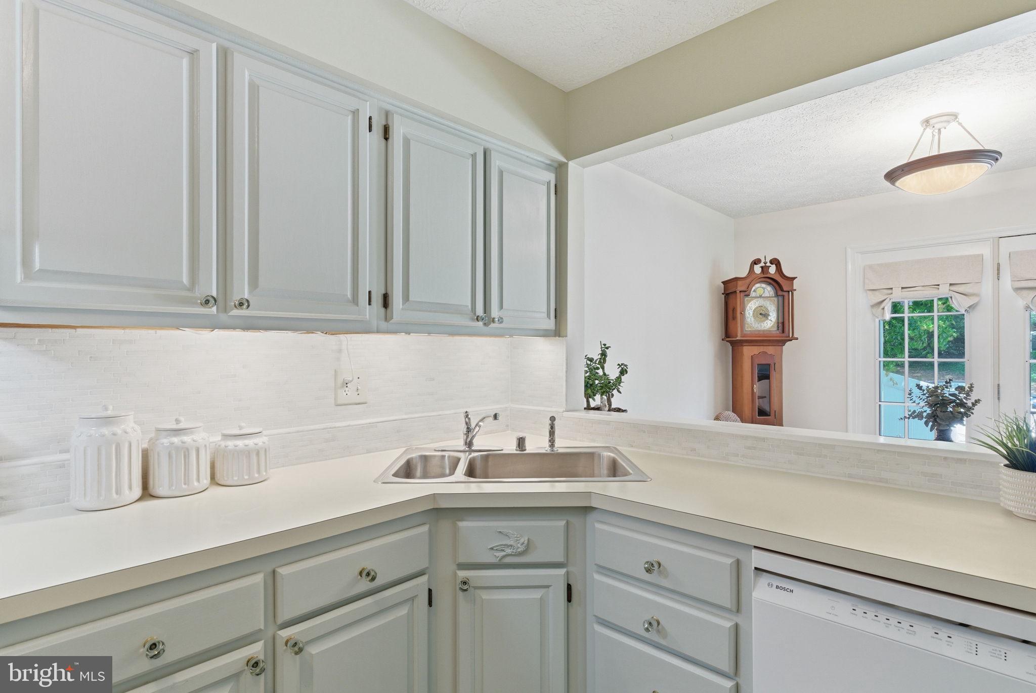 2308 DARBY COURT