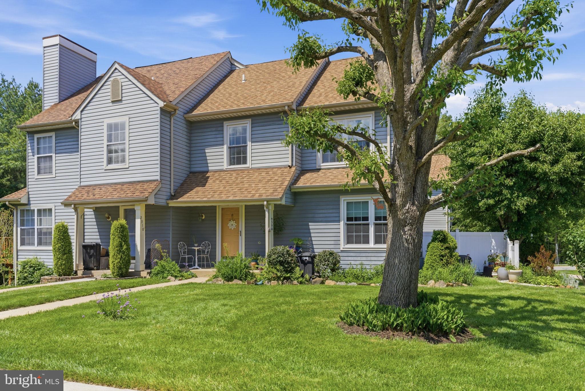 2308 DARBY COURT