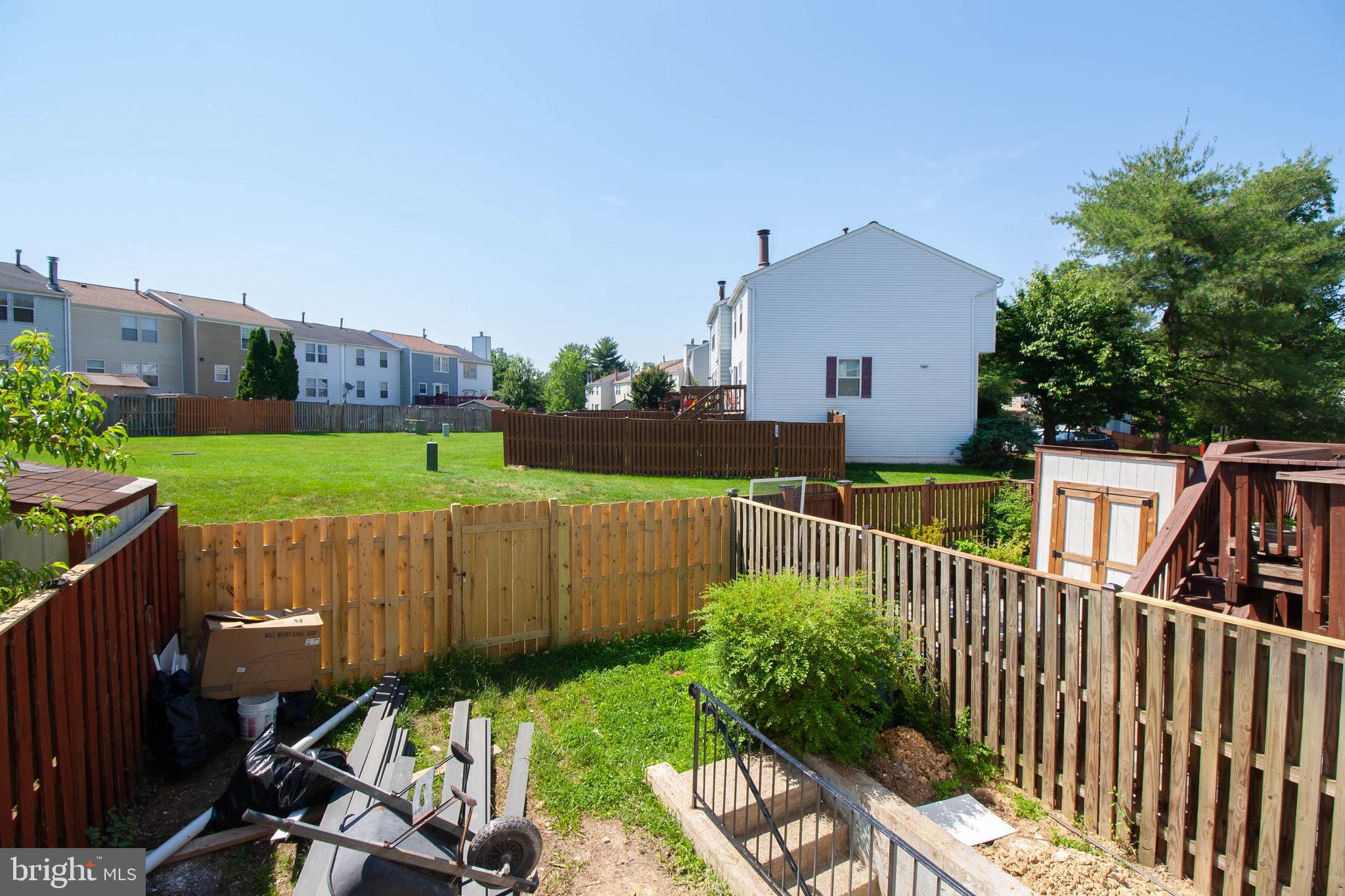 POHICK VILLAGE - Residential Lease