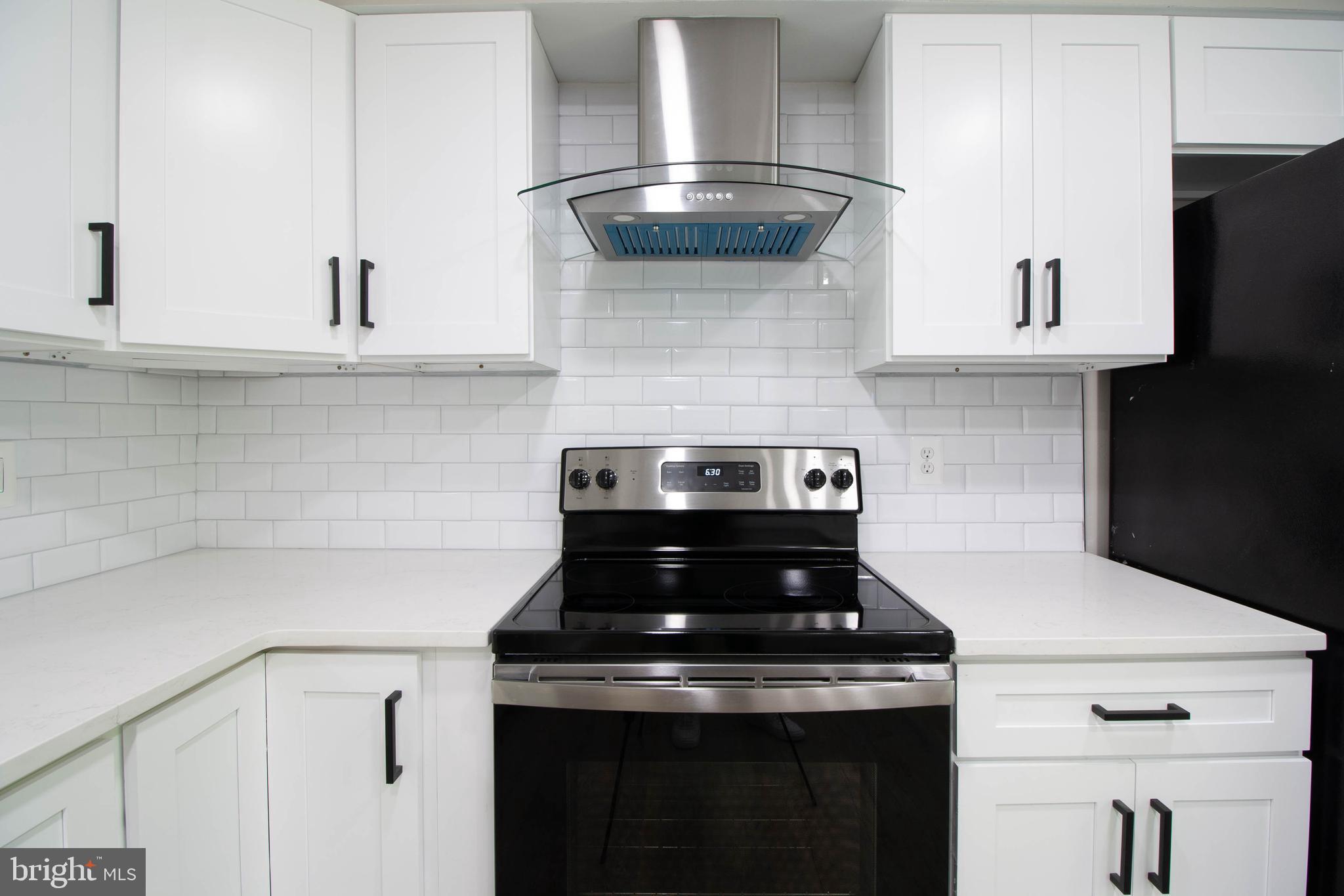 POHICK VILLAGE - Residential Lease