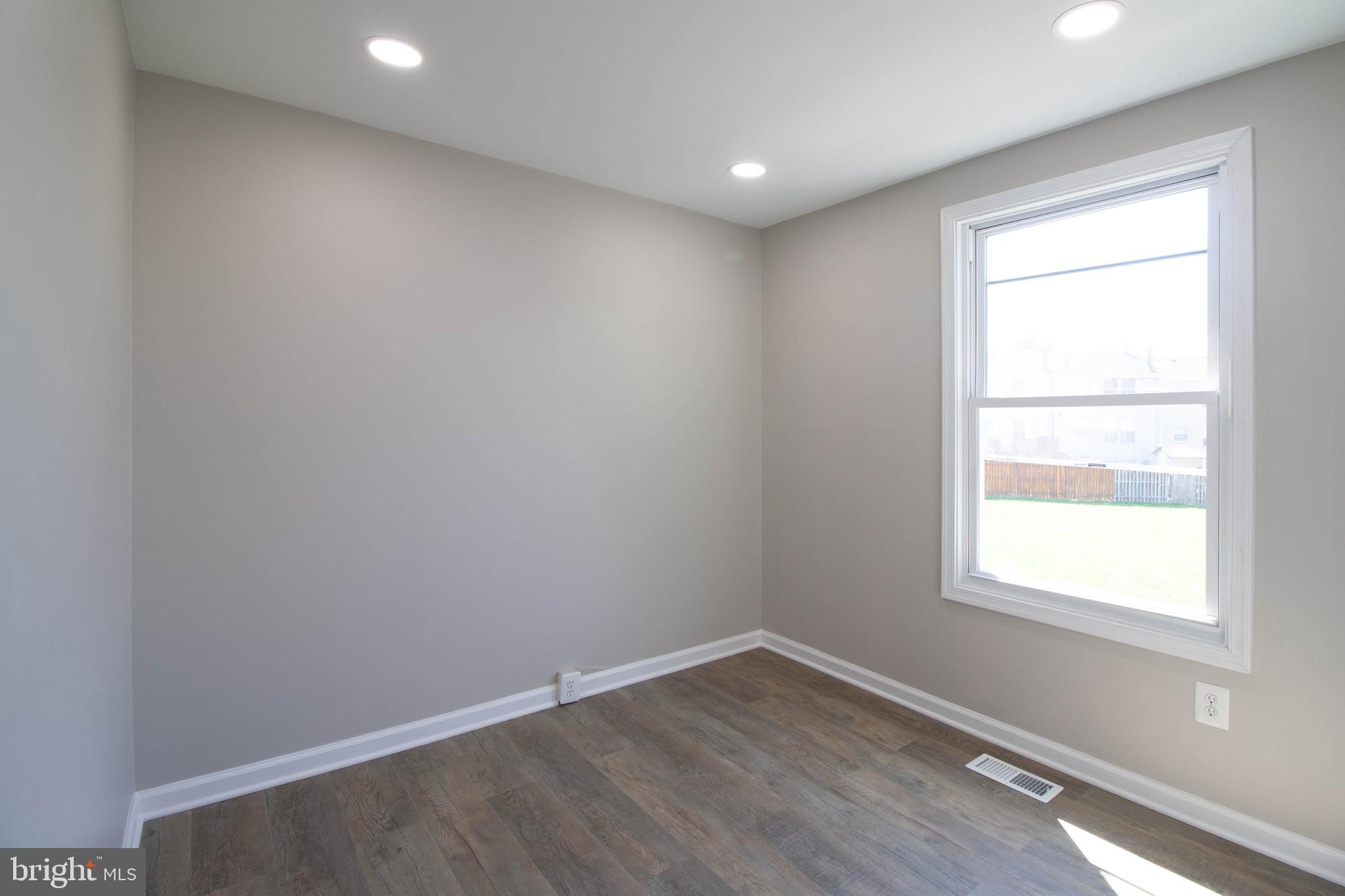 POHICK VILLAGE - Residential Lease