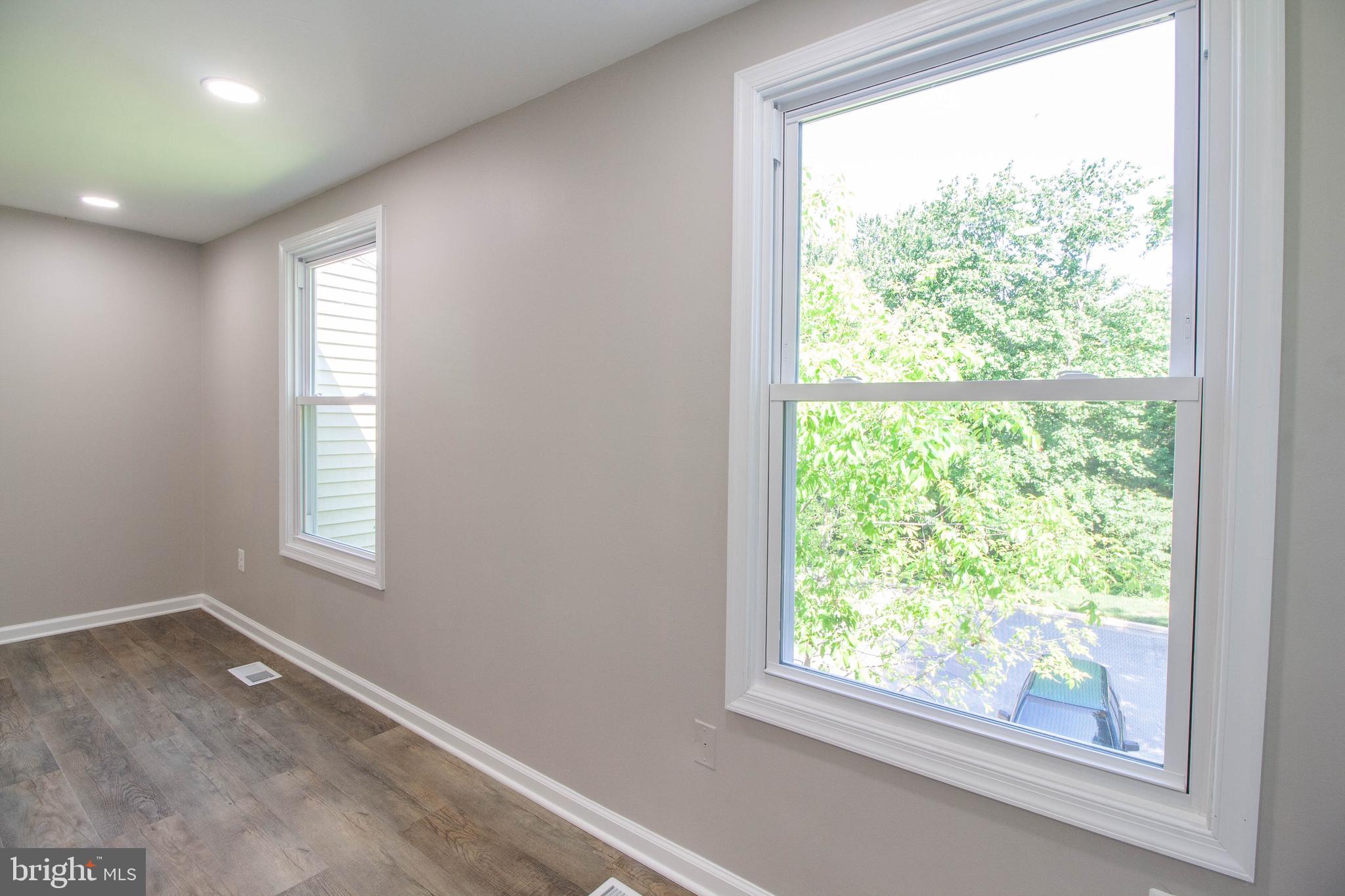 POHICK VILLAGE - Residential Lease