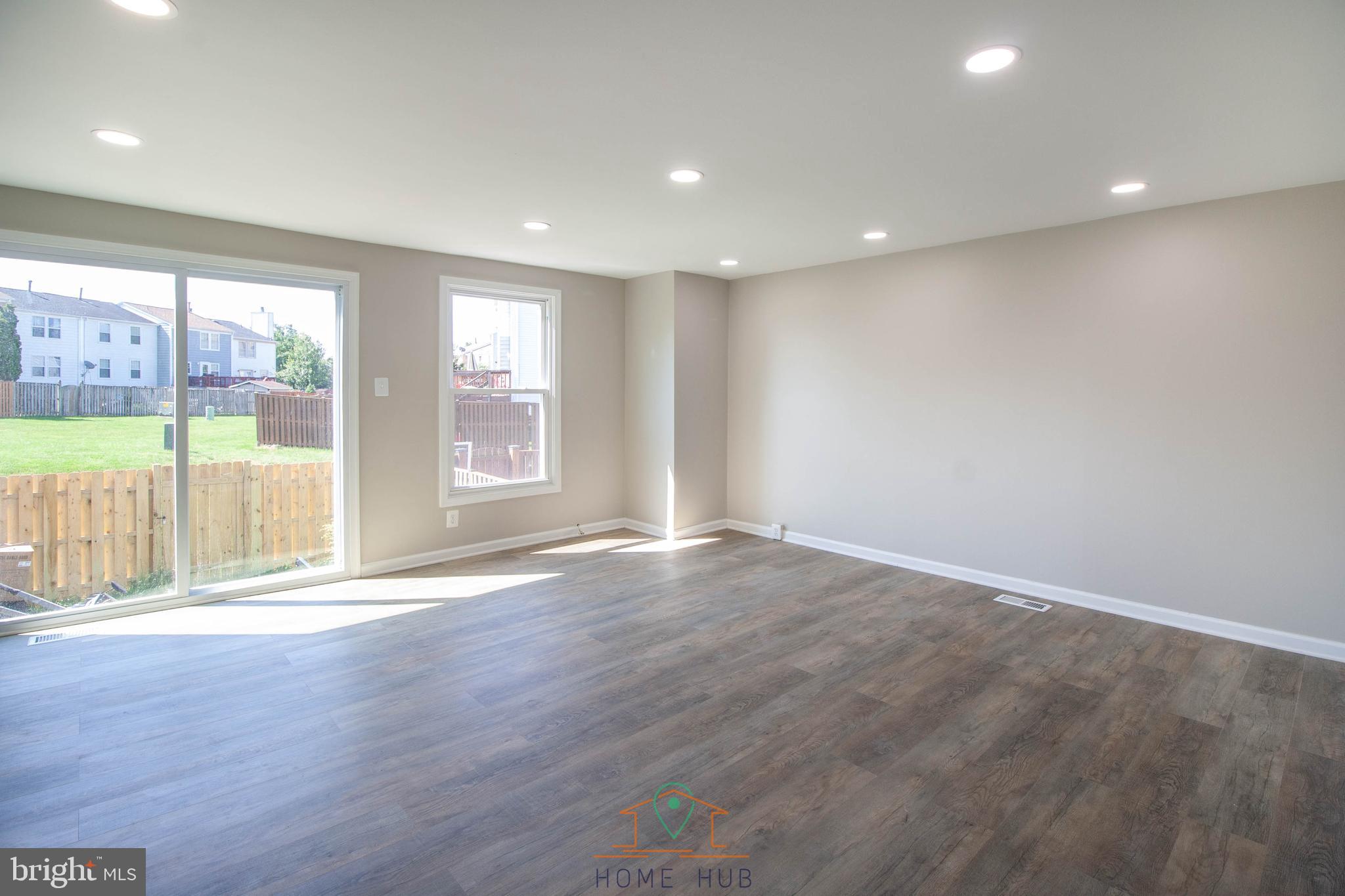 POHICK VILLAGE - Residential Lease