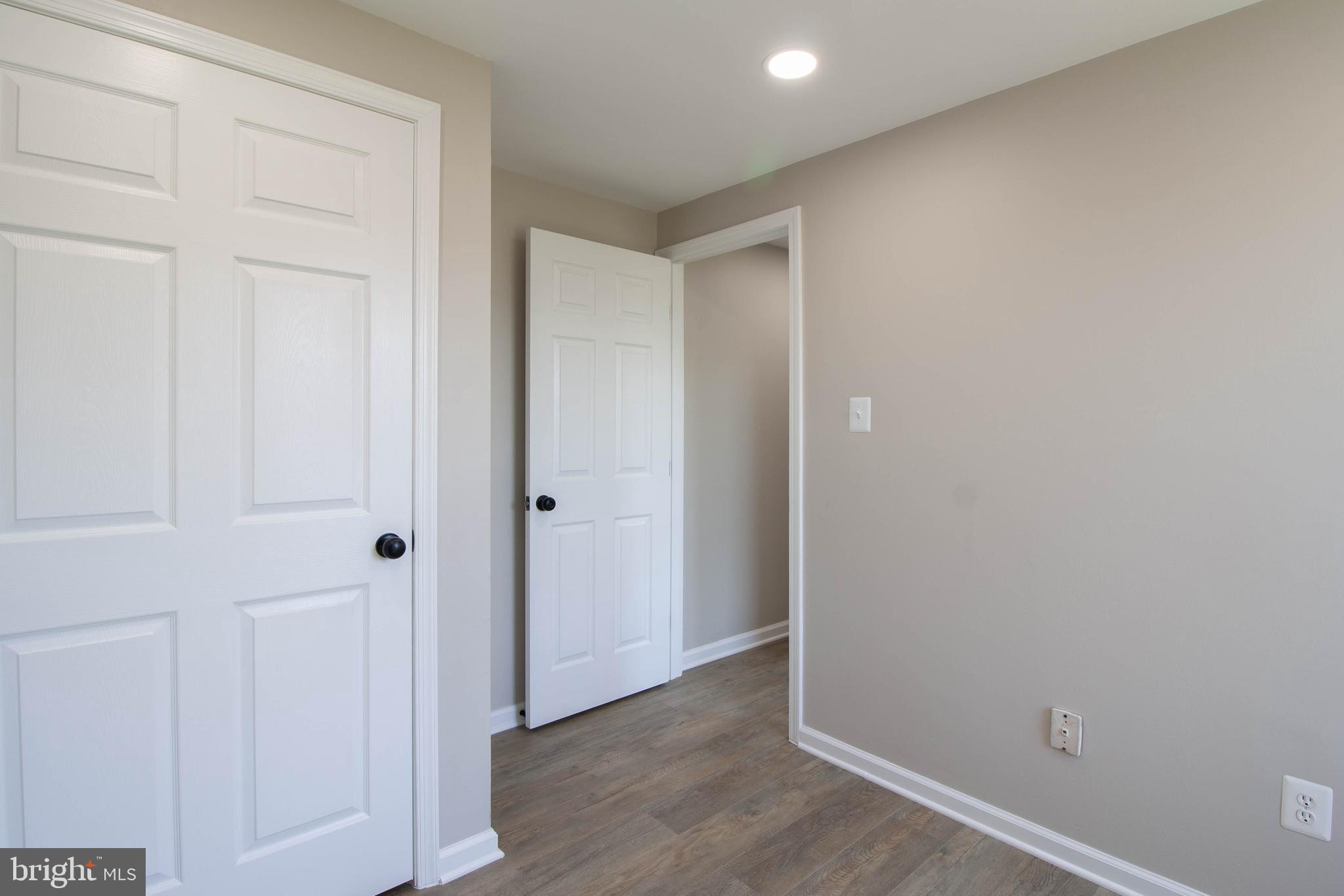 POHICK VILLAGE - Residential Lease