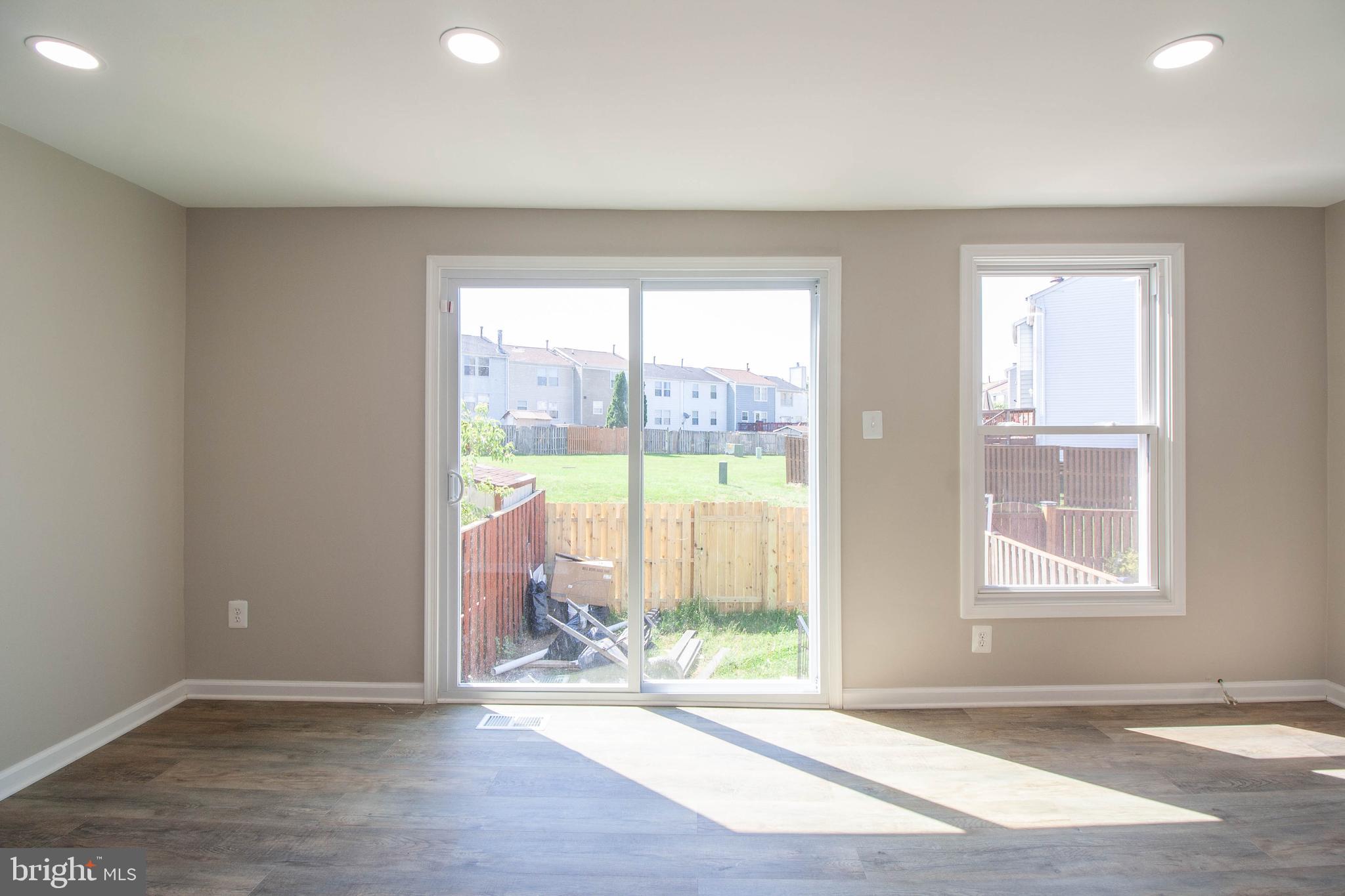 POHICK VILLAGE - Residential Lease