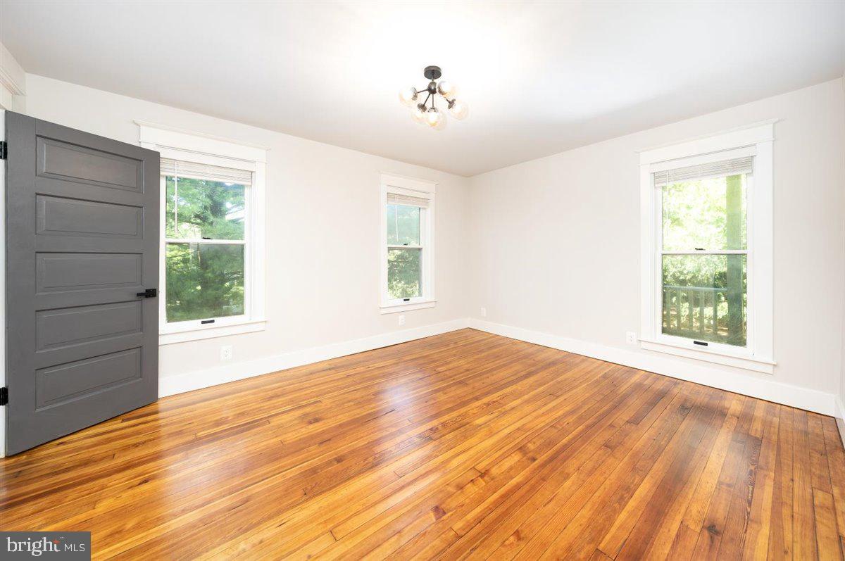 FUNKSTOWN - Residential