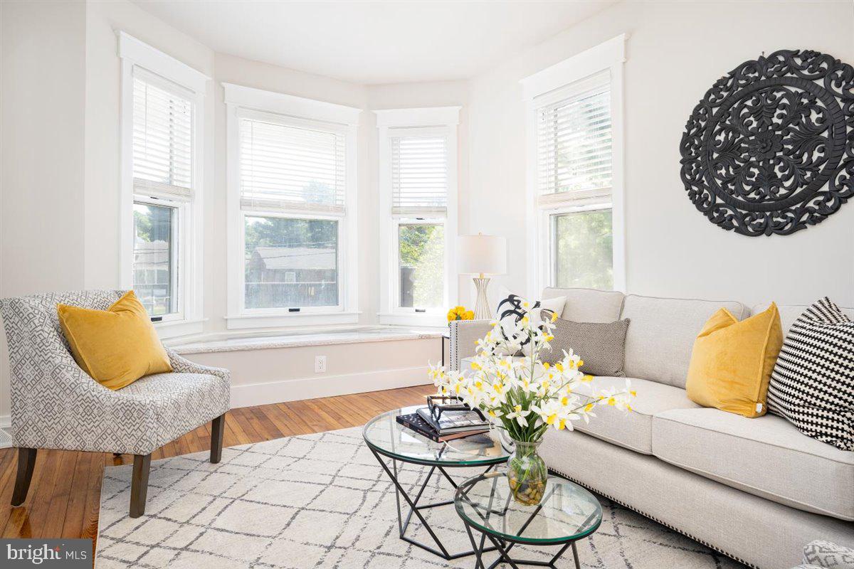 FUNKSTOWN - Residential