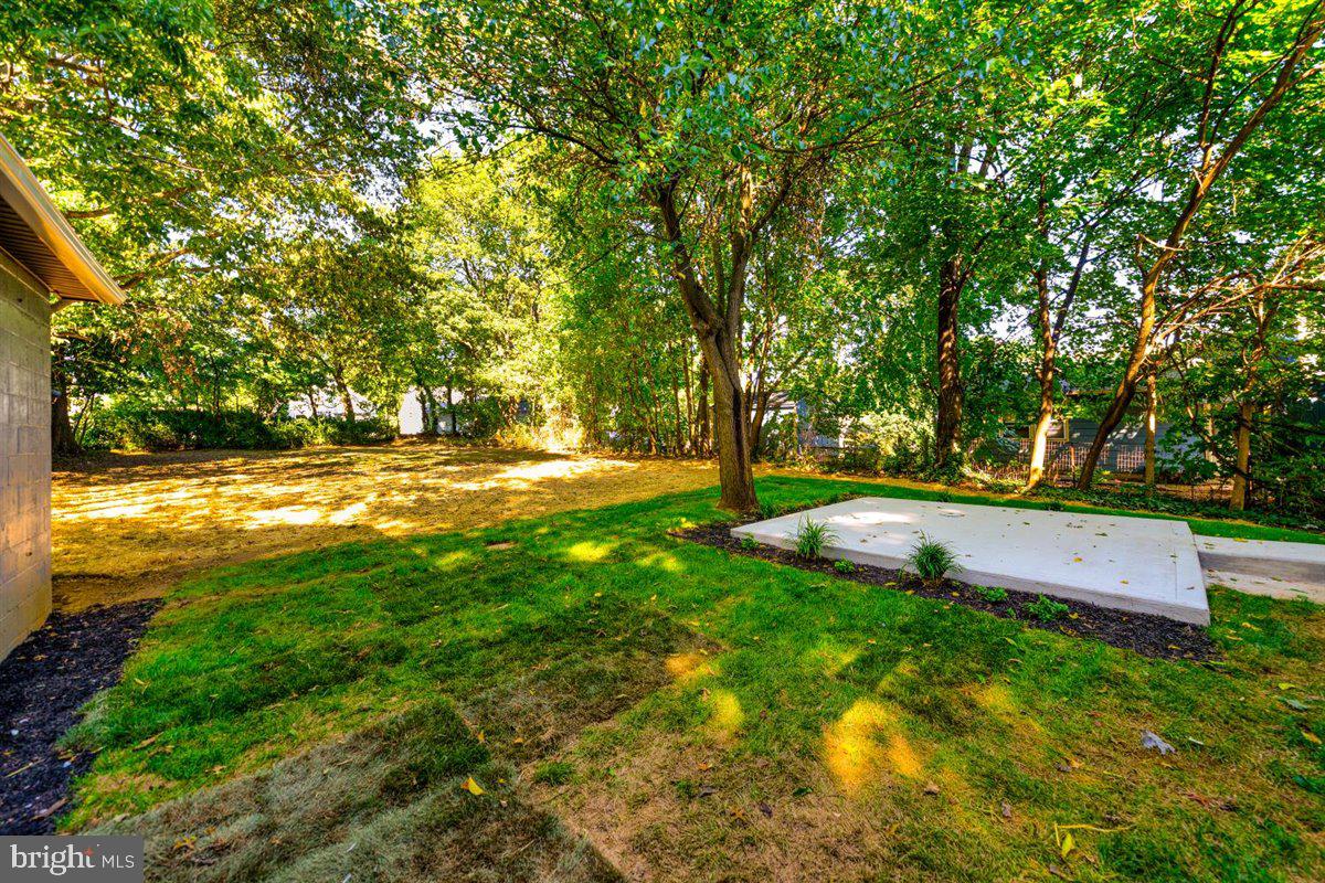 FUNKSTOWN - Residential