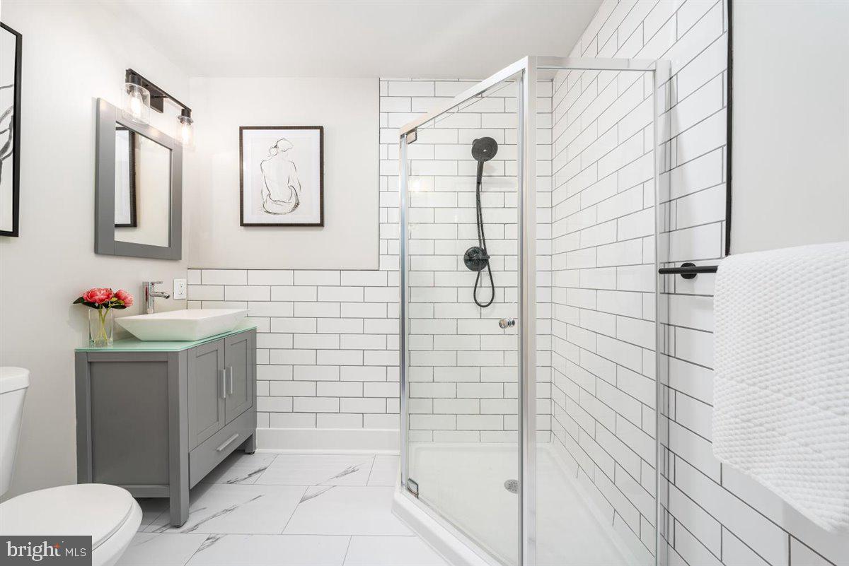 FUNKSTOWN - Residential