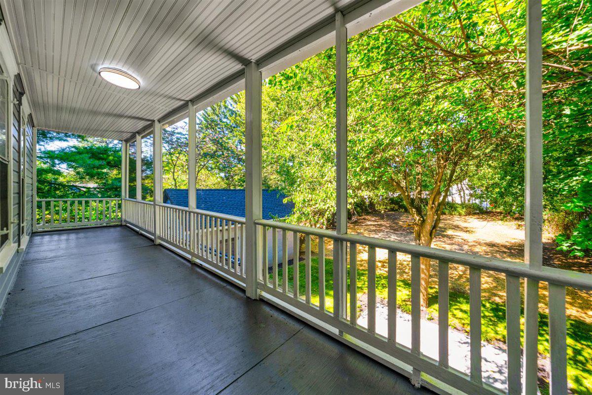 FUNKSTOWN - Residential