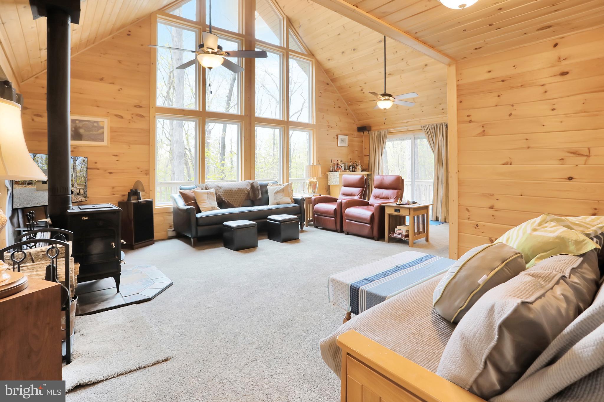 THE WOODS - Residential