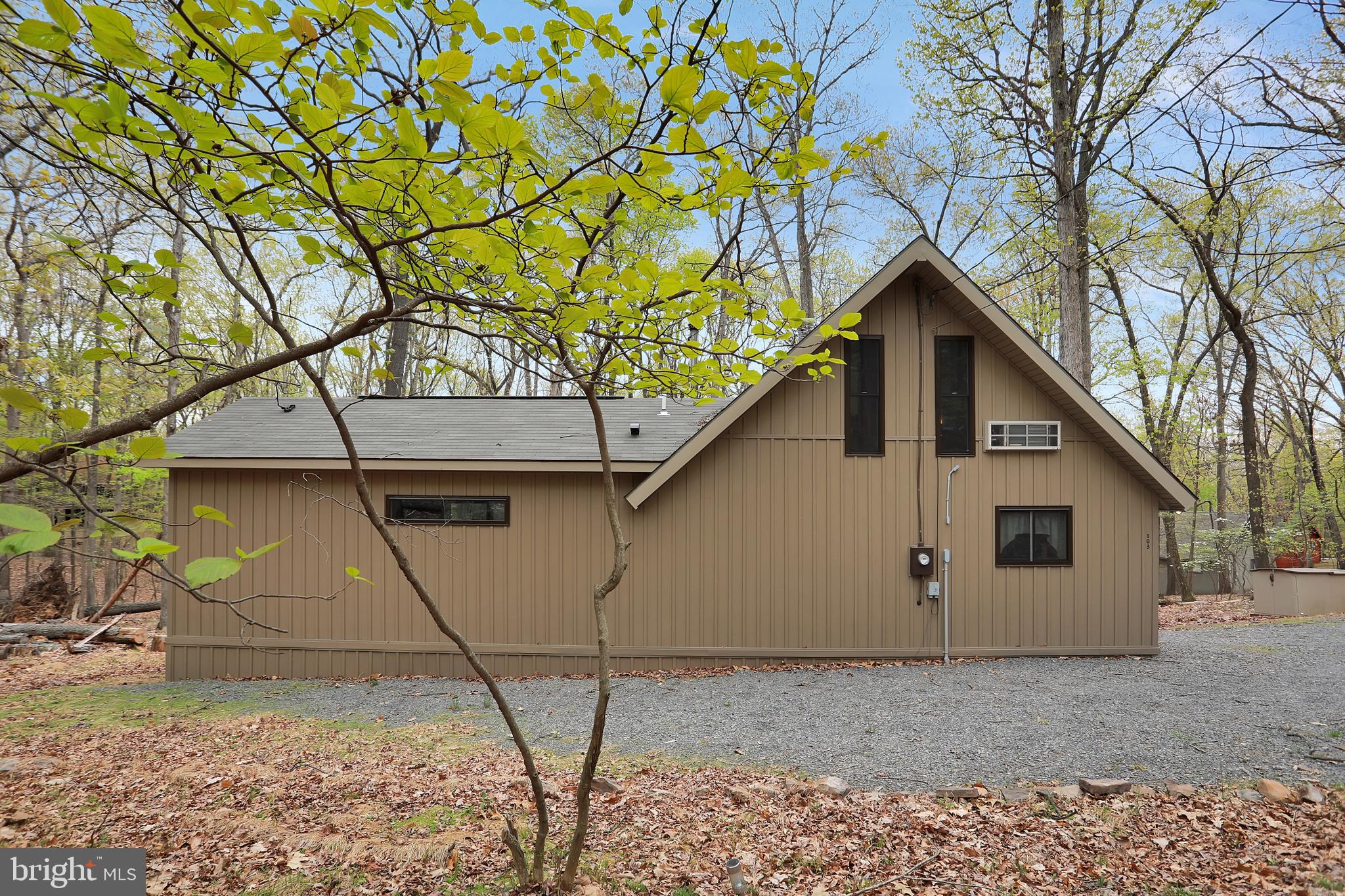 THE WOODS - Residential