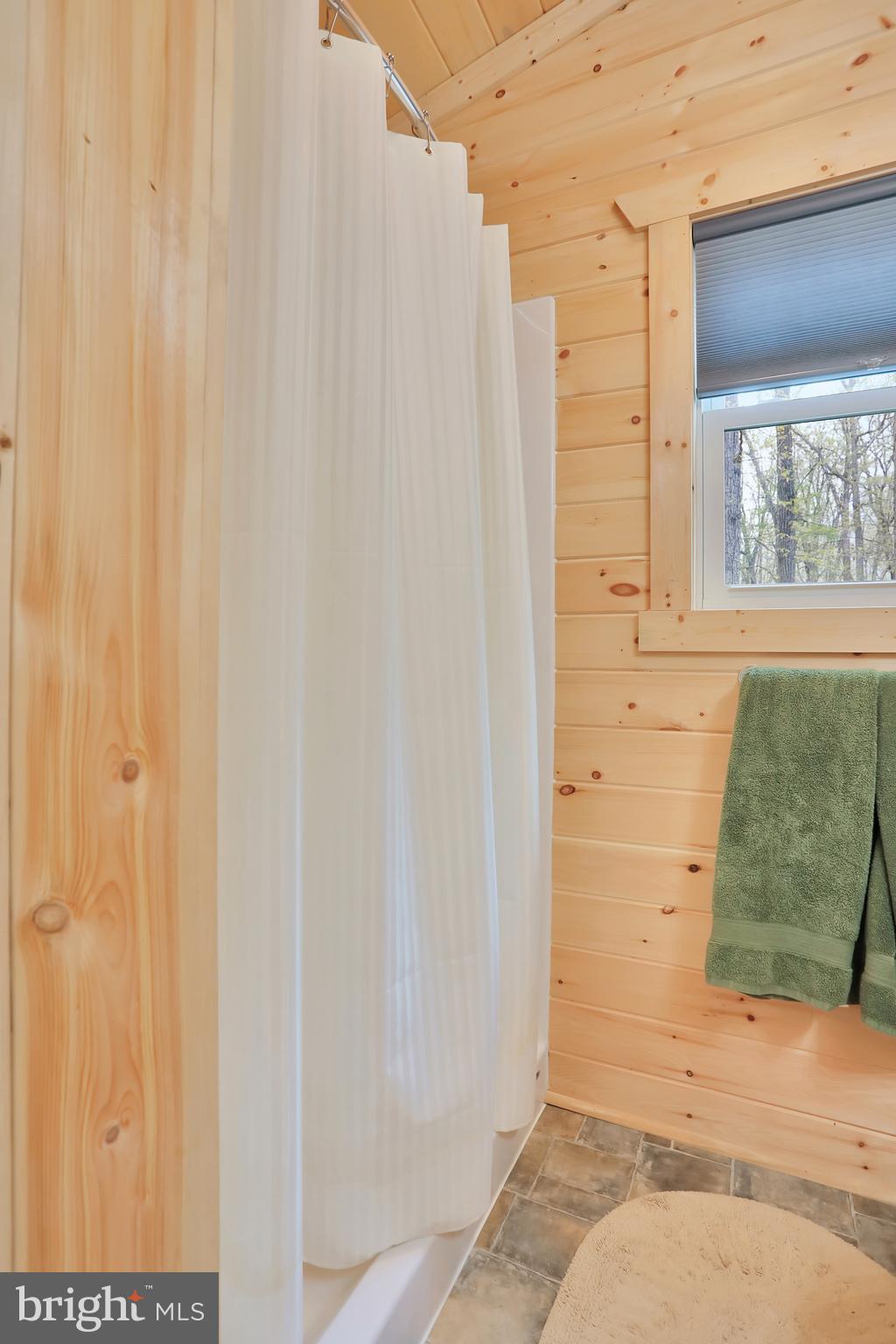 THE WOODS - Residential