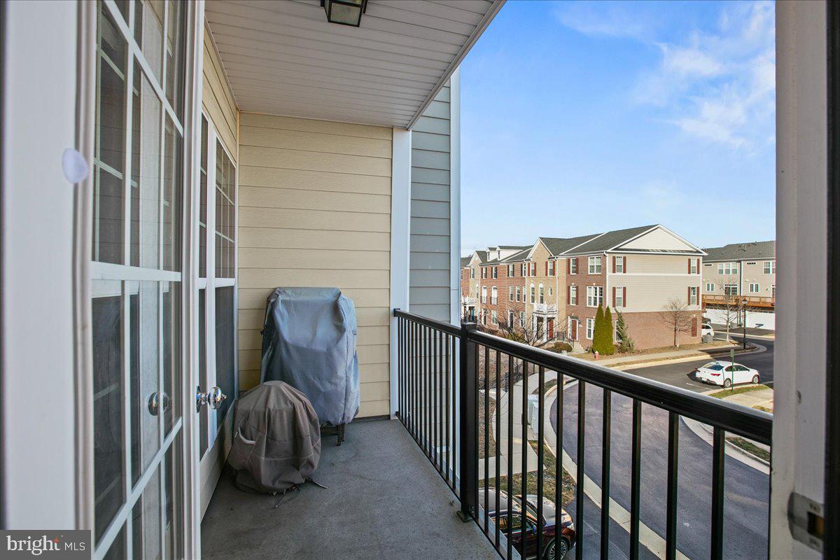 GOOSE CREEK VILLAGE - Residential