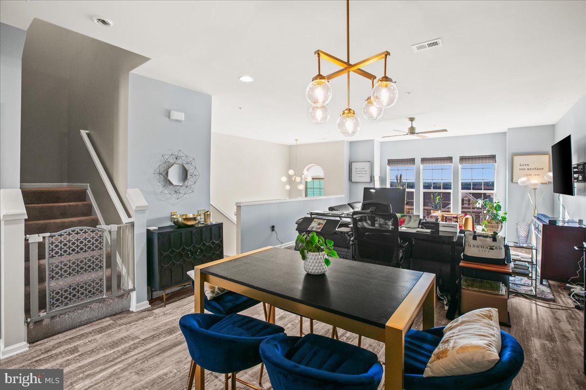 GOOSE CREEK VILLAGE - Residential